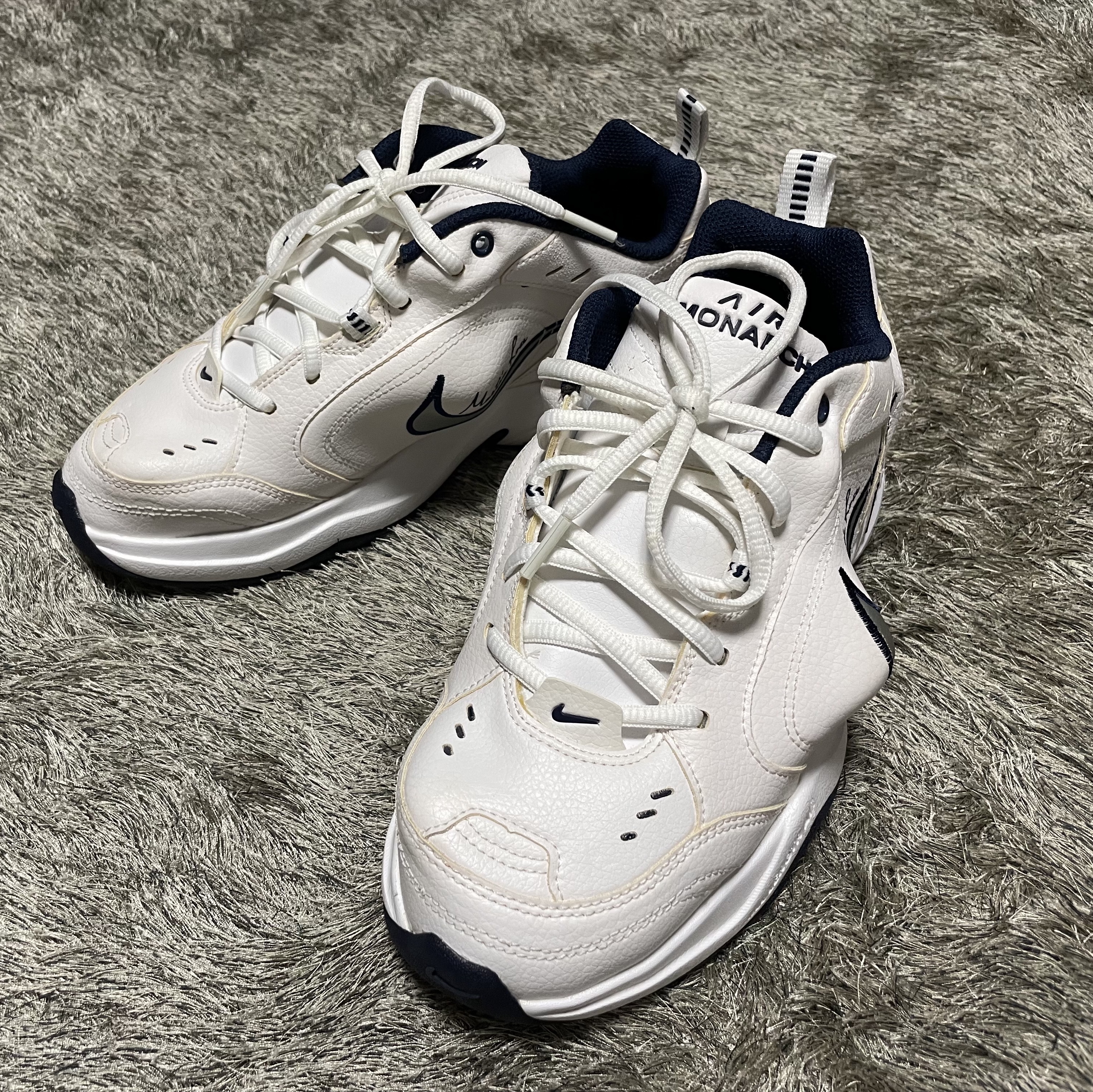Nike x Martine Rose Air Monarch IV Martine Rose White 착용 스타일 - 1