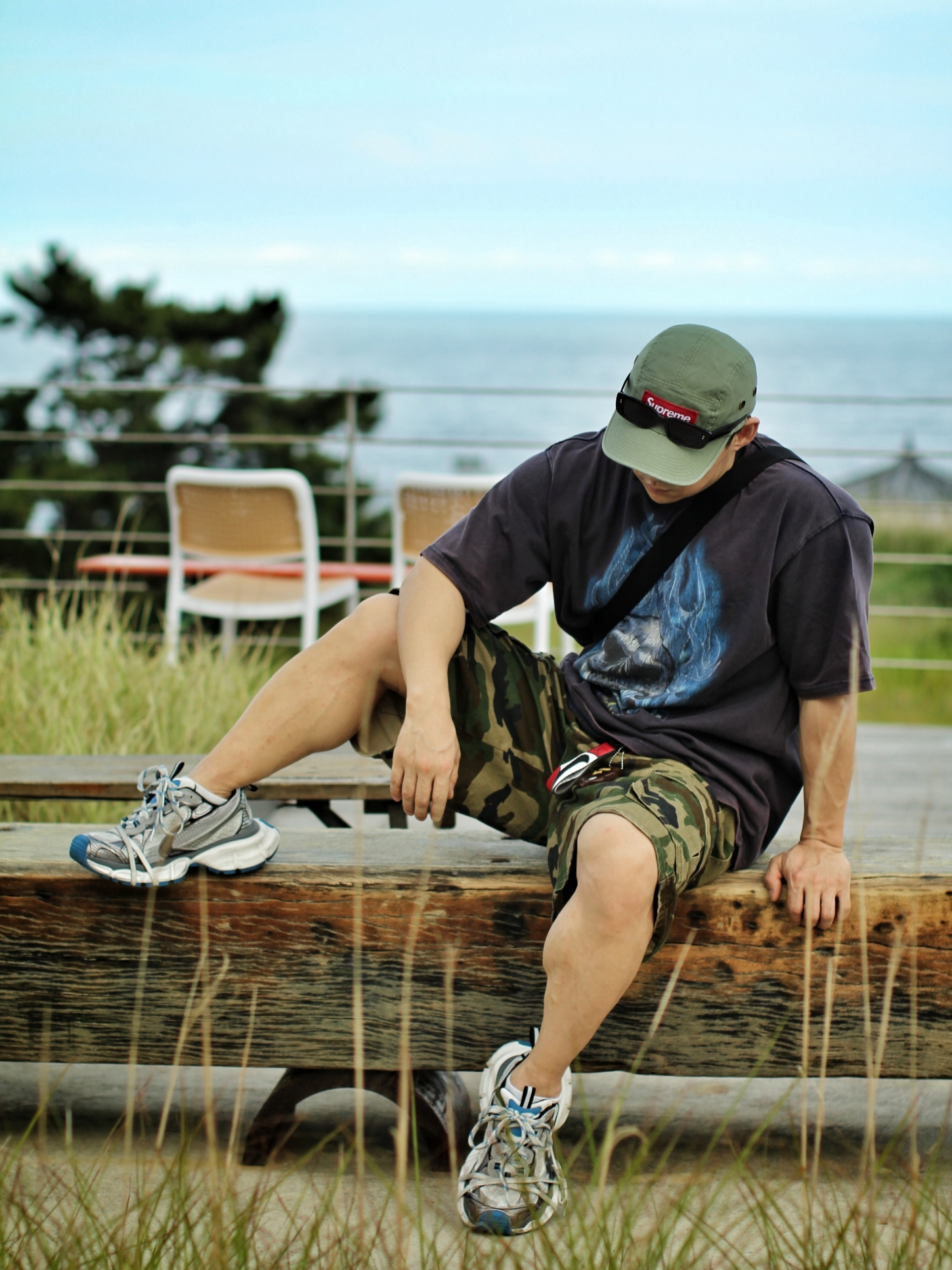 Supreme Military Camp Cap Olive - 24SS, Balenciaga 3XL Sneakers Grey White Blue 착용 스타일 - 3