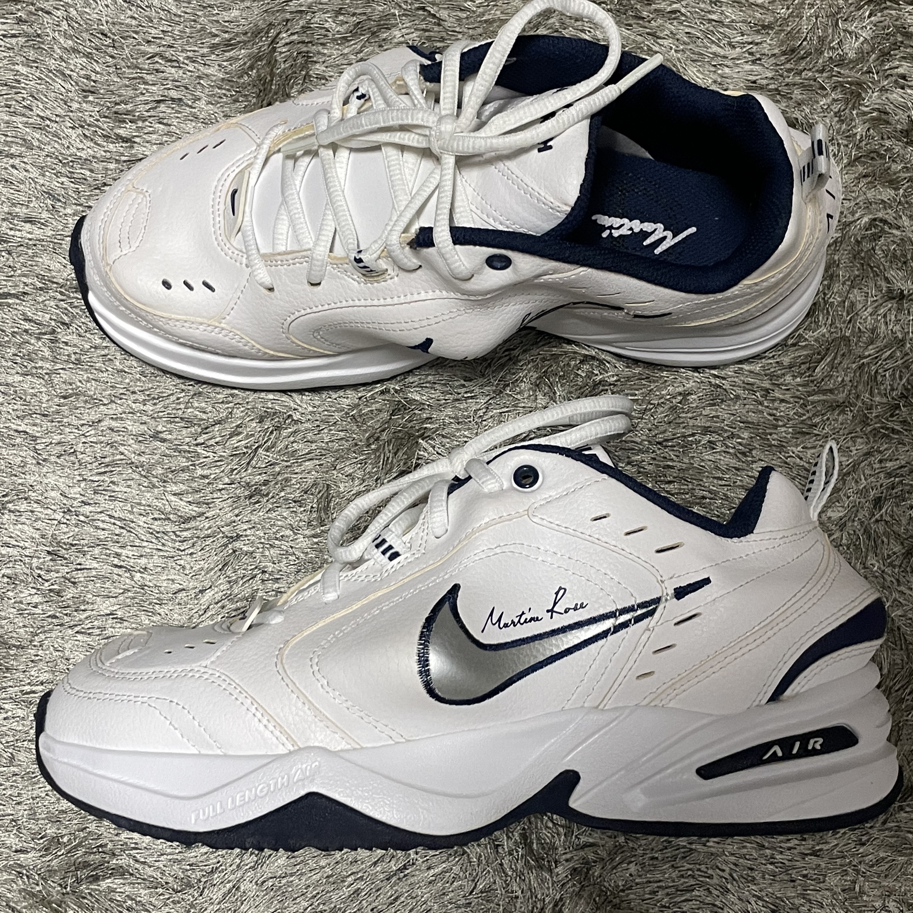 Nike x Martine Rose Air Monarch IV Martine Rose White 착용 스타일 - 2