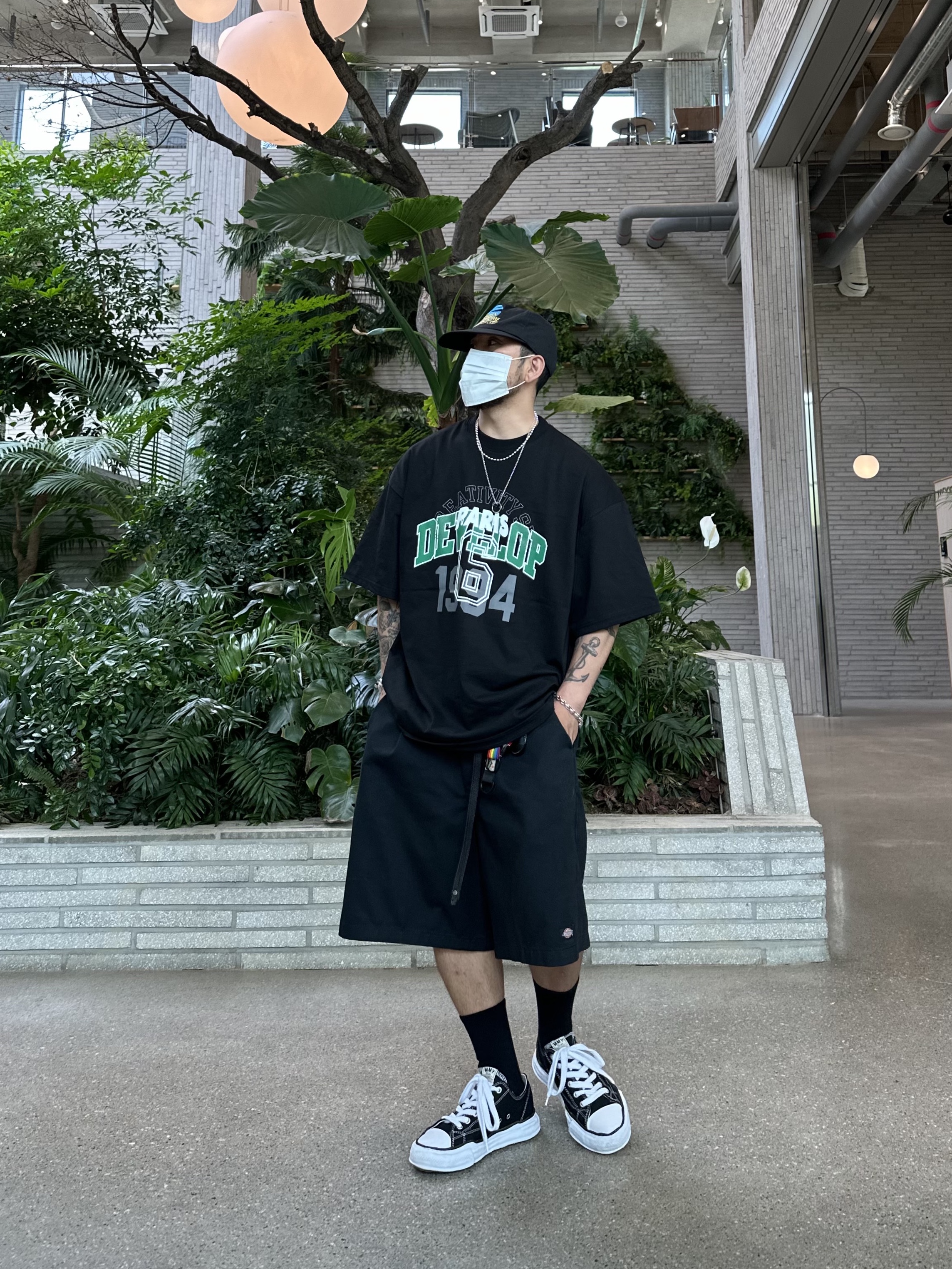 Maison Mihara Yasuhiro Peterson OG Sole Canvas Low Sneakers Black 착용 스타일 - 2