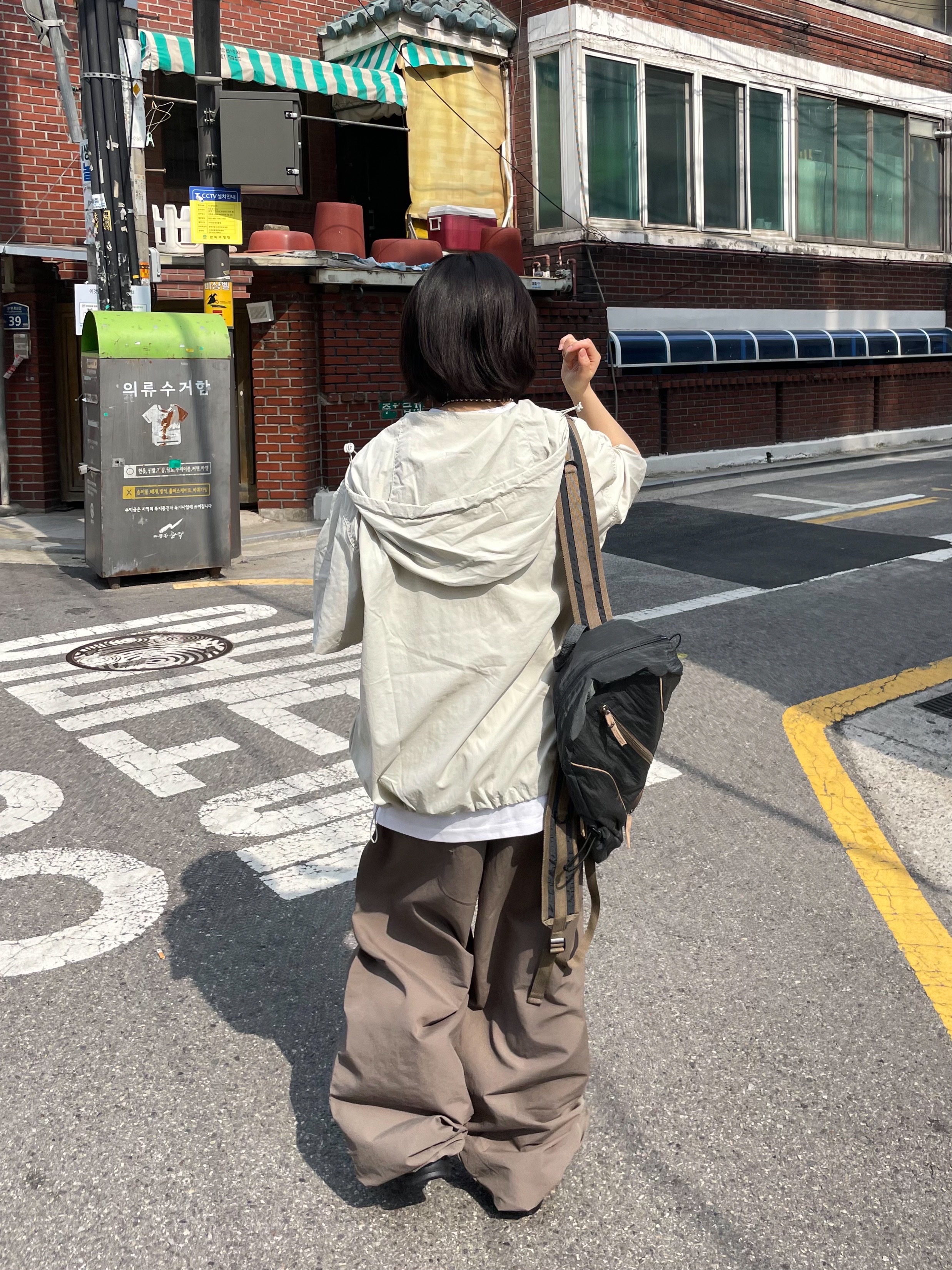 (W) Keen Jasper Rocks SP Sneakers Beige 착용 스타일 - 6