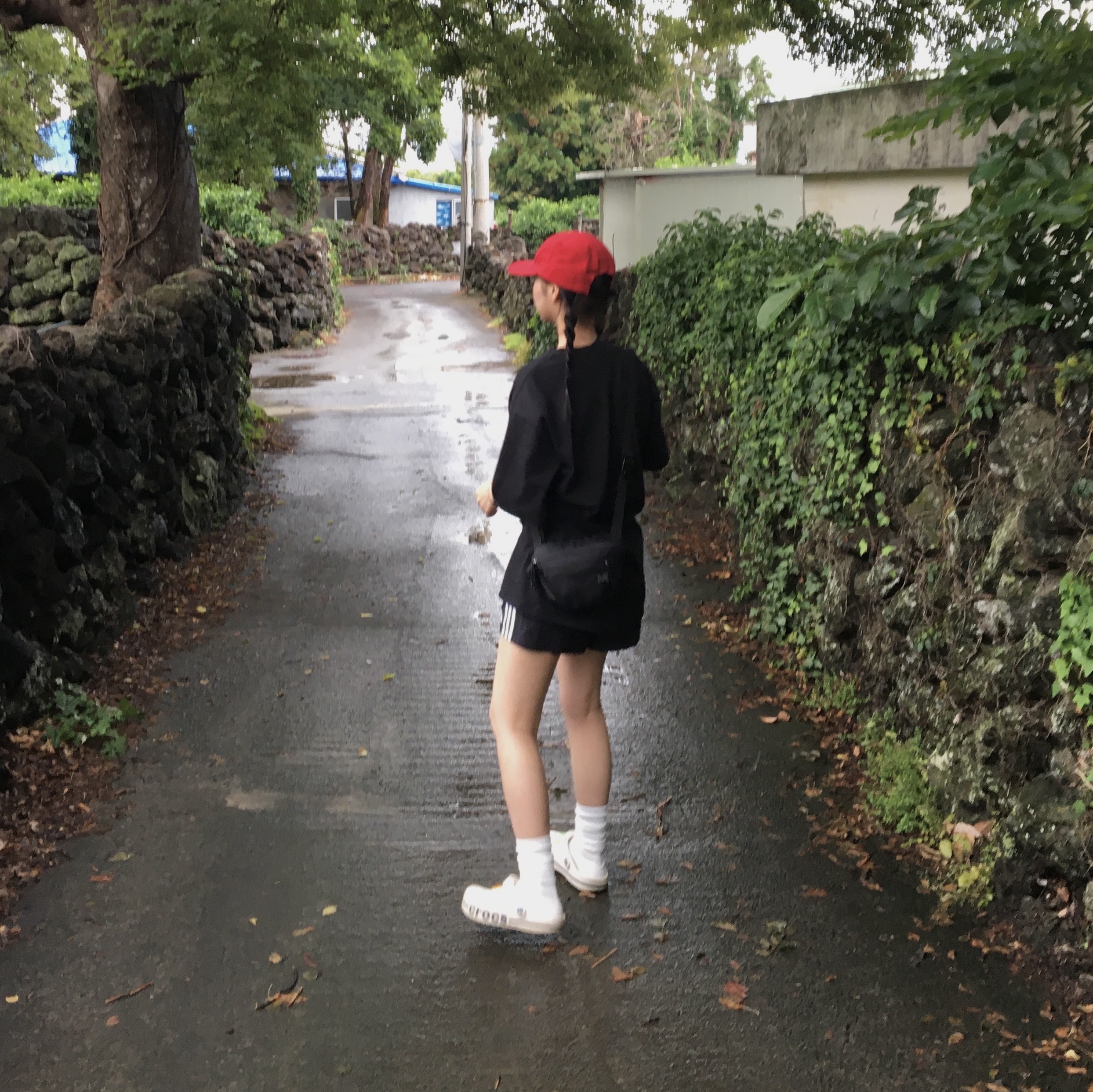 Supreme Washed Chino Twill Camp Cap Red - 24SS, BAPE Hand Draw Pattern By Bathing Ape T-Shirt Black 착용 스타일 - 3