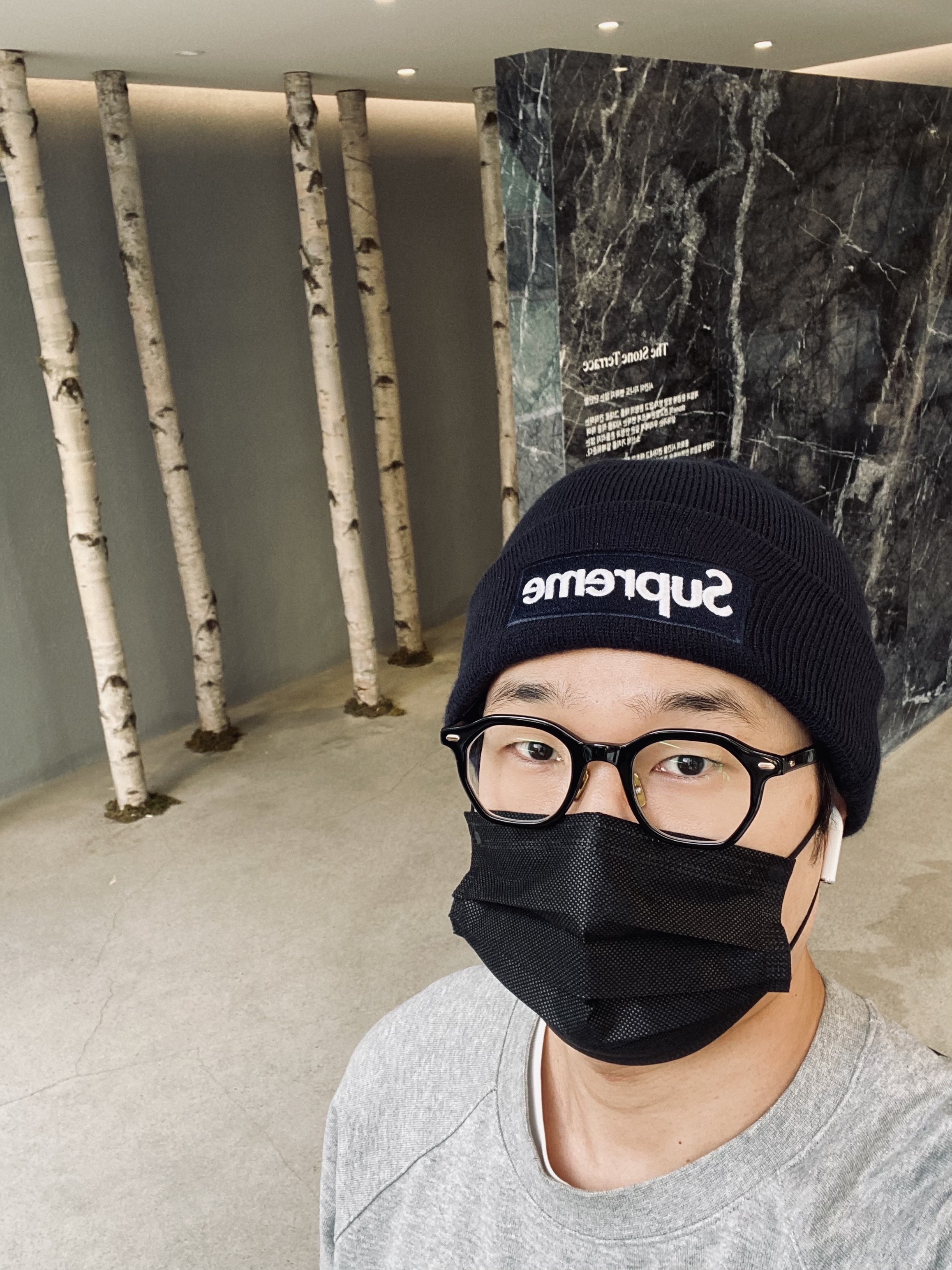 Supreme New Era Box Logo Beanie Washed Navy - 21FW, Apple AirPods 2nd Gen (Korean Ver.) 착용 스타일