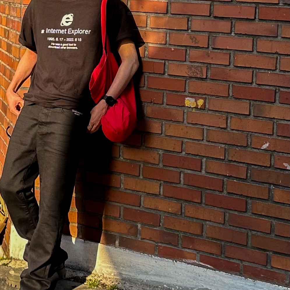 Undermycar Mu.30 Anti Fxxking Logo Play Stretch Flare Black Jeans, Project G/R Membership Meme R.I.P Explorer T-Shirt Black 착용 스타일 - 5