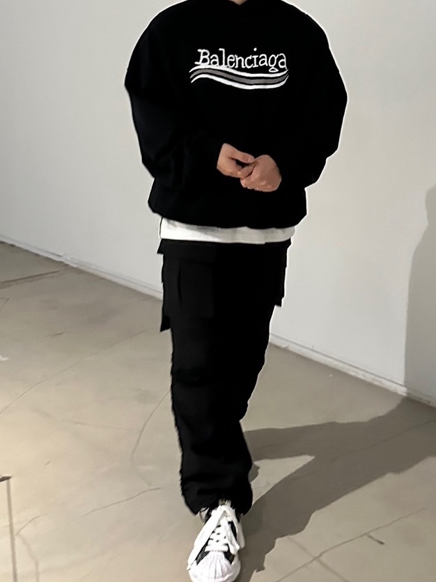 Maison Mihara Yasuhiro Blakey OG Sole Leather Low-top Sneakers Black 착용 스타일