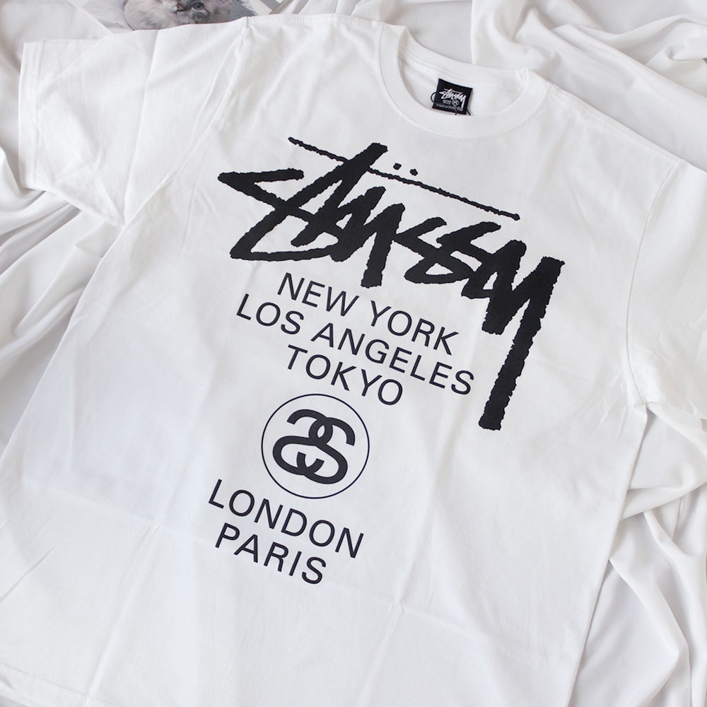 Stussy World Tour T-Shirt White 2024,2025 착용 스타일 - 1