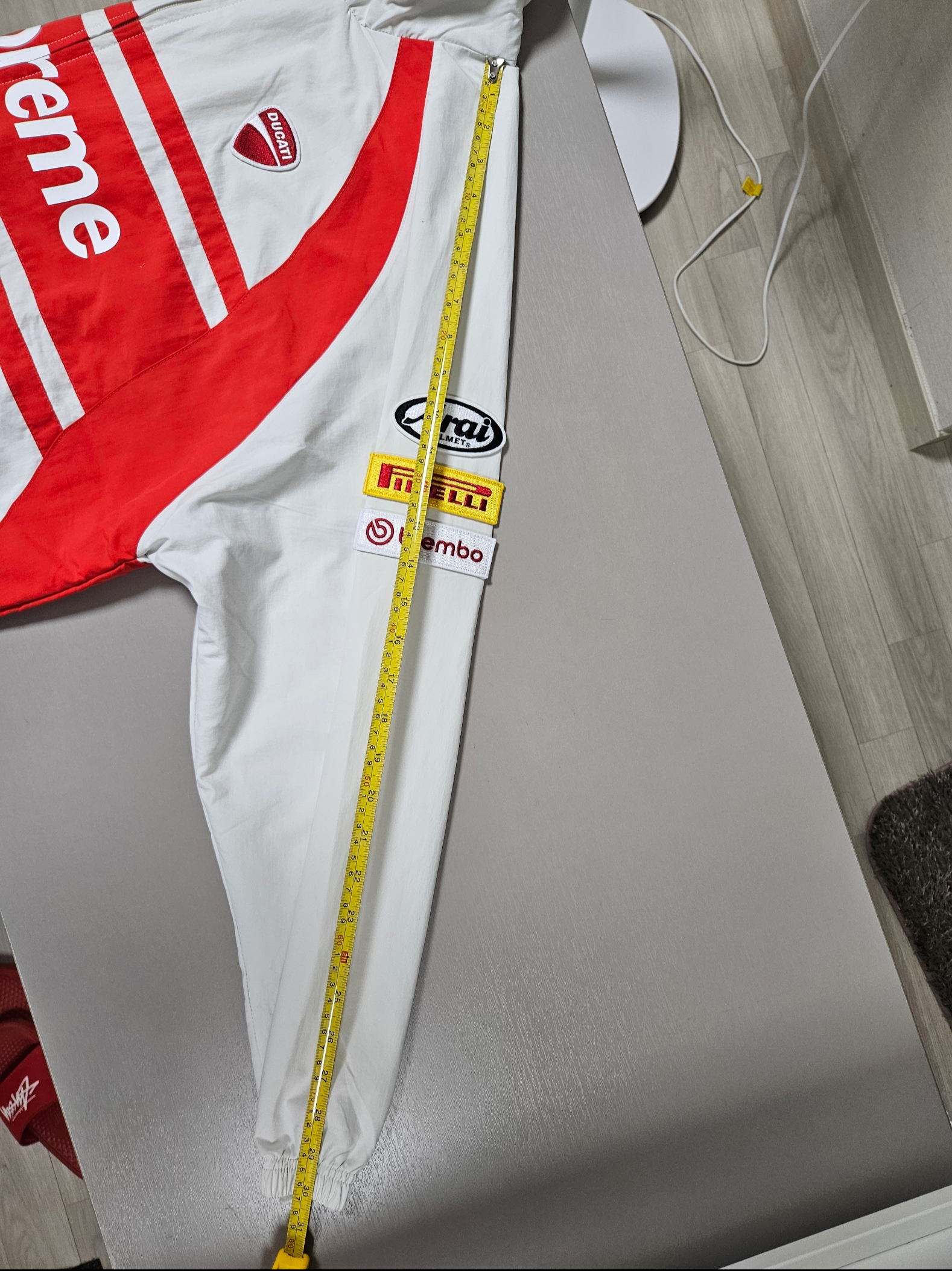 Supreme x Ducati Track Jacket Light Grey - 24SS 착용 스타일 - 6