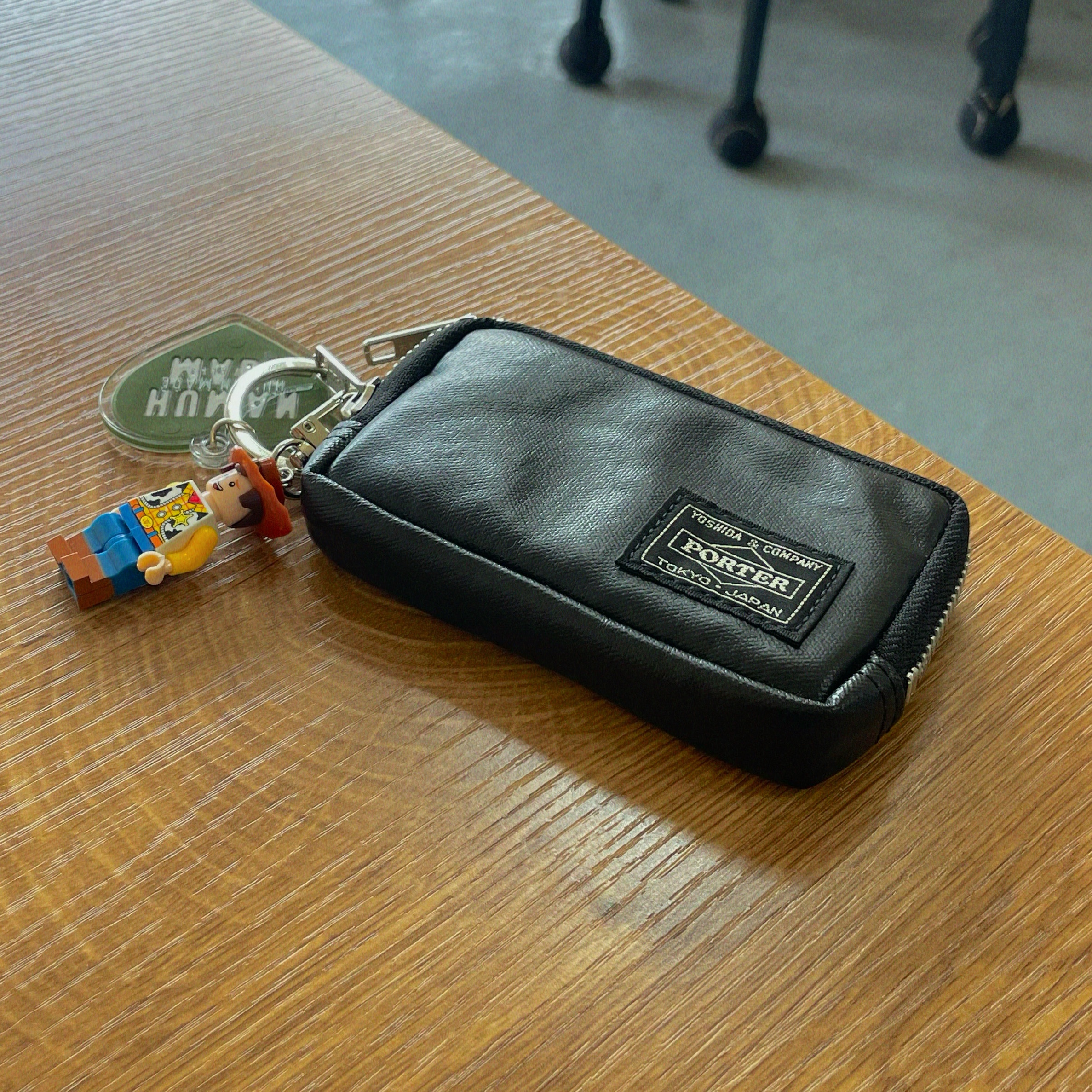 Porter Freestyle Multi Coin Case Black, Human Made Heart Keyring Olive Drab 착용 스타일