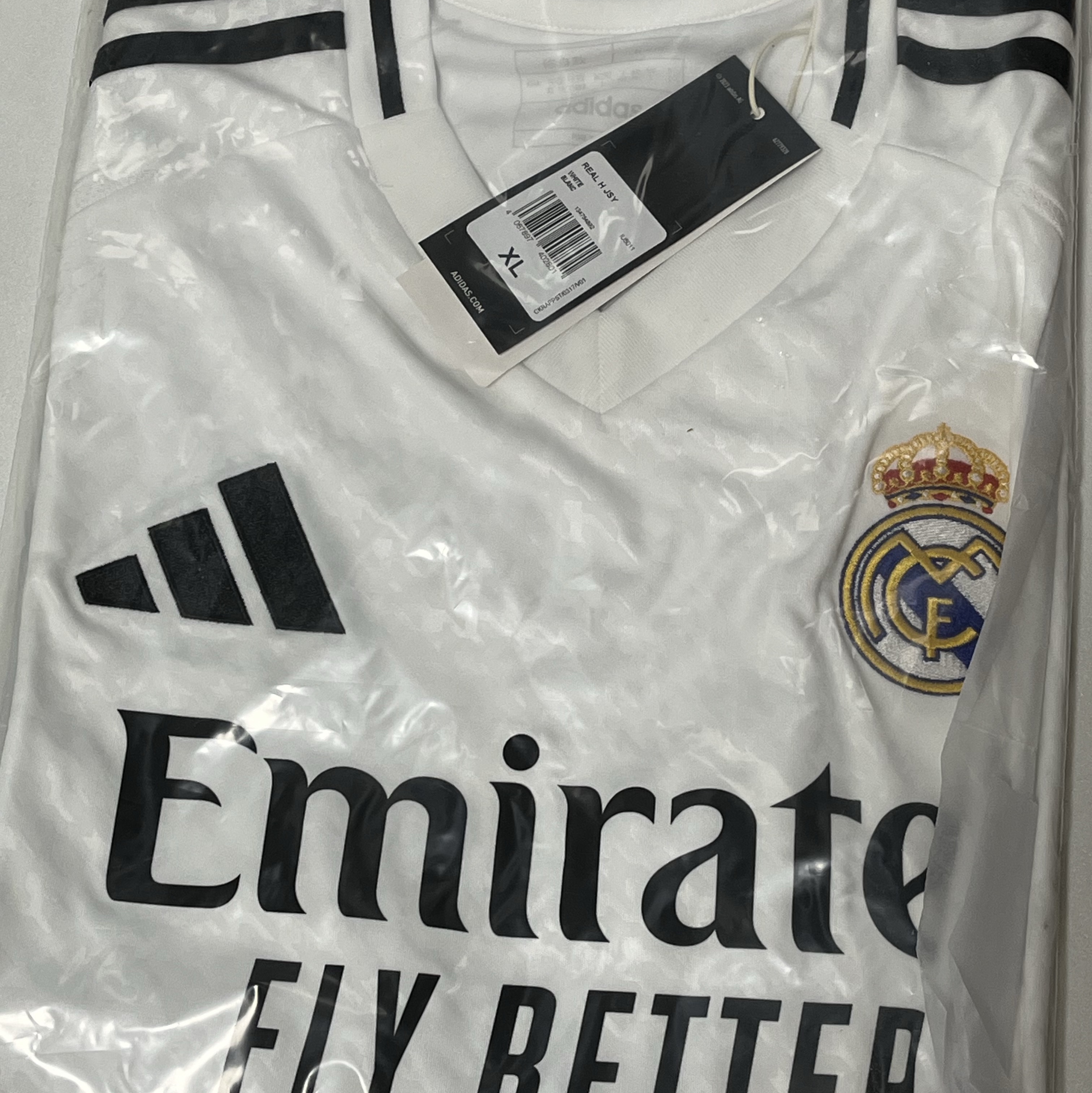 Adidas Real Madrid 2024/25 Home Jersey White - KR Sizing (Non Marking Ver.) 착용 스타일 - 1