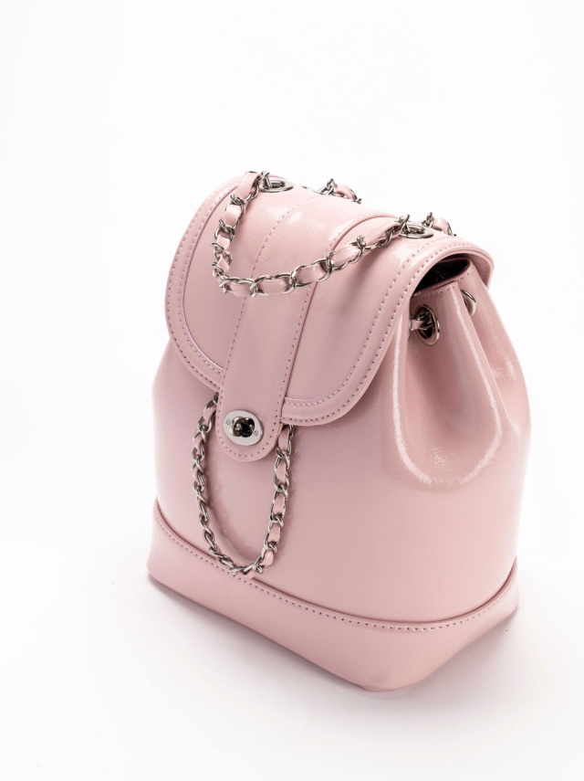 Cardinal Red Hawoo-A Bag Mute Pink 착용 스타일 - 2