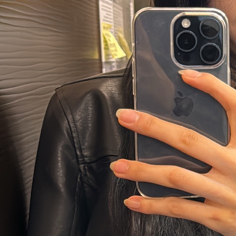 Apple iPhone 15 Pro 128GB Blue Titanium (Korean Ver.) 착용 스타일 - 3