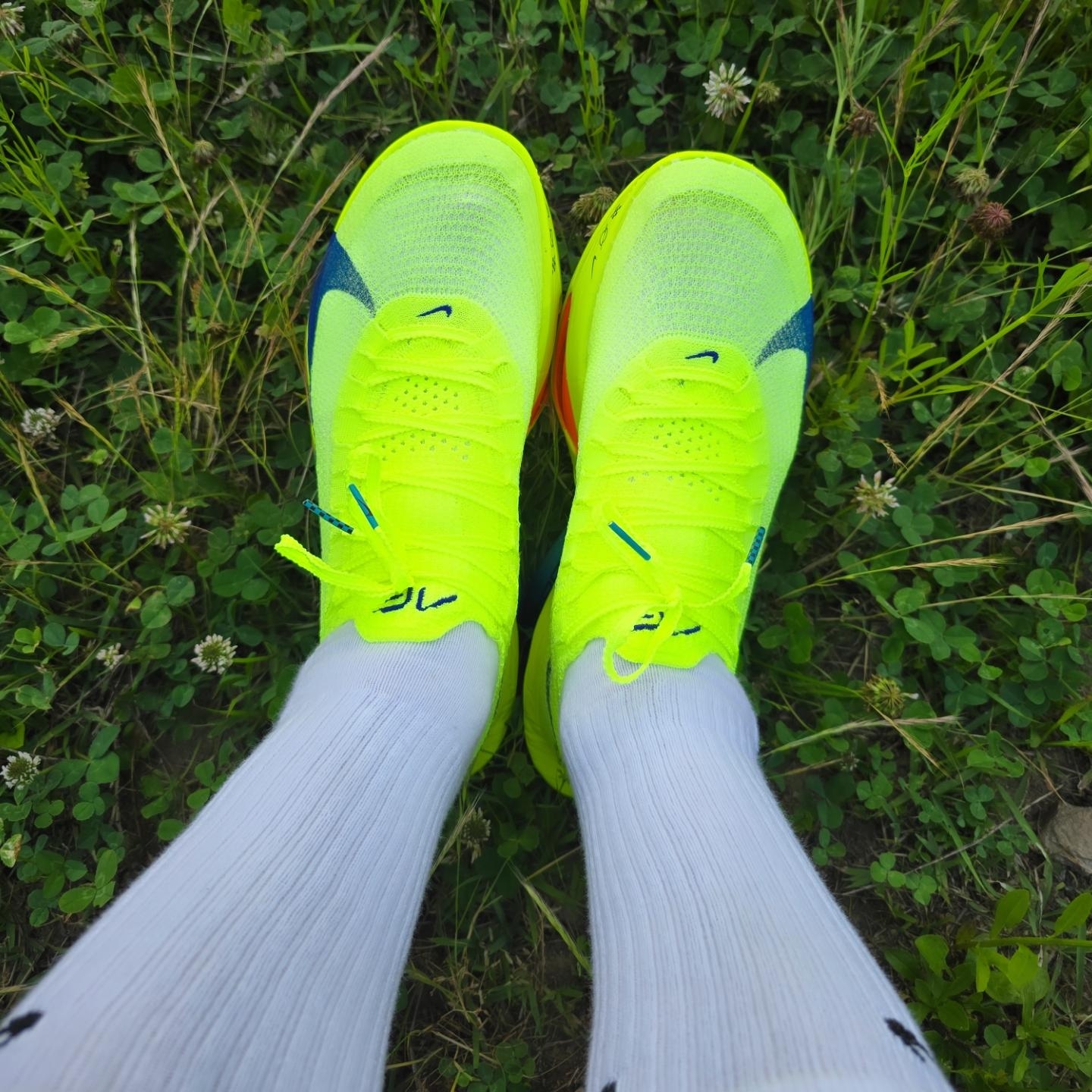 Nike Air Zoom Alphafly Next% 3 Volt 착용 스타일