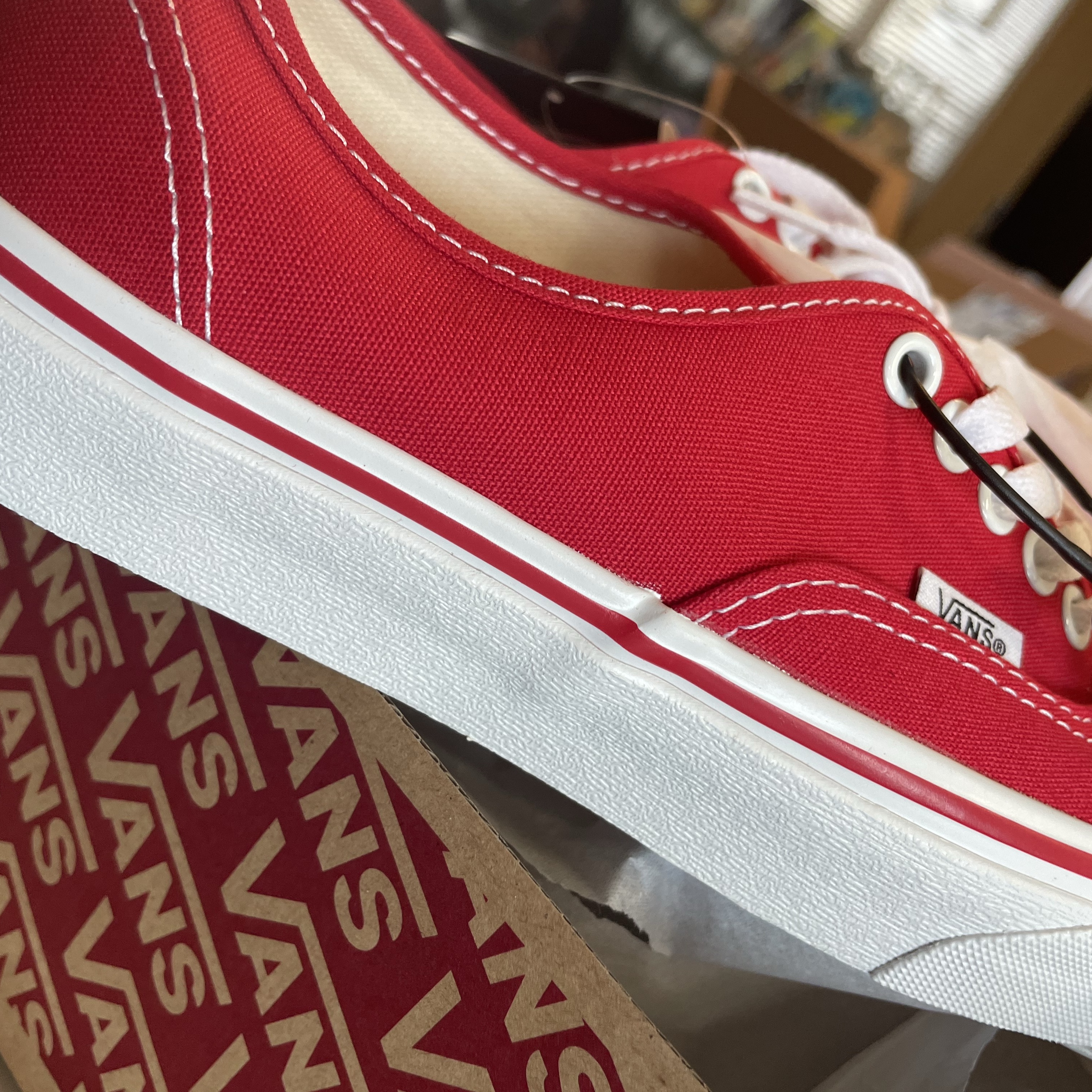 Vans Authentic Red 착용 스타일 - 3