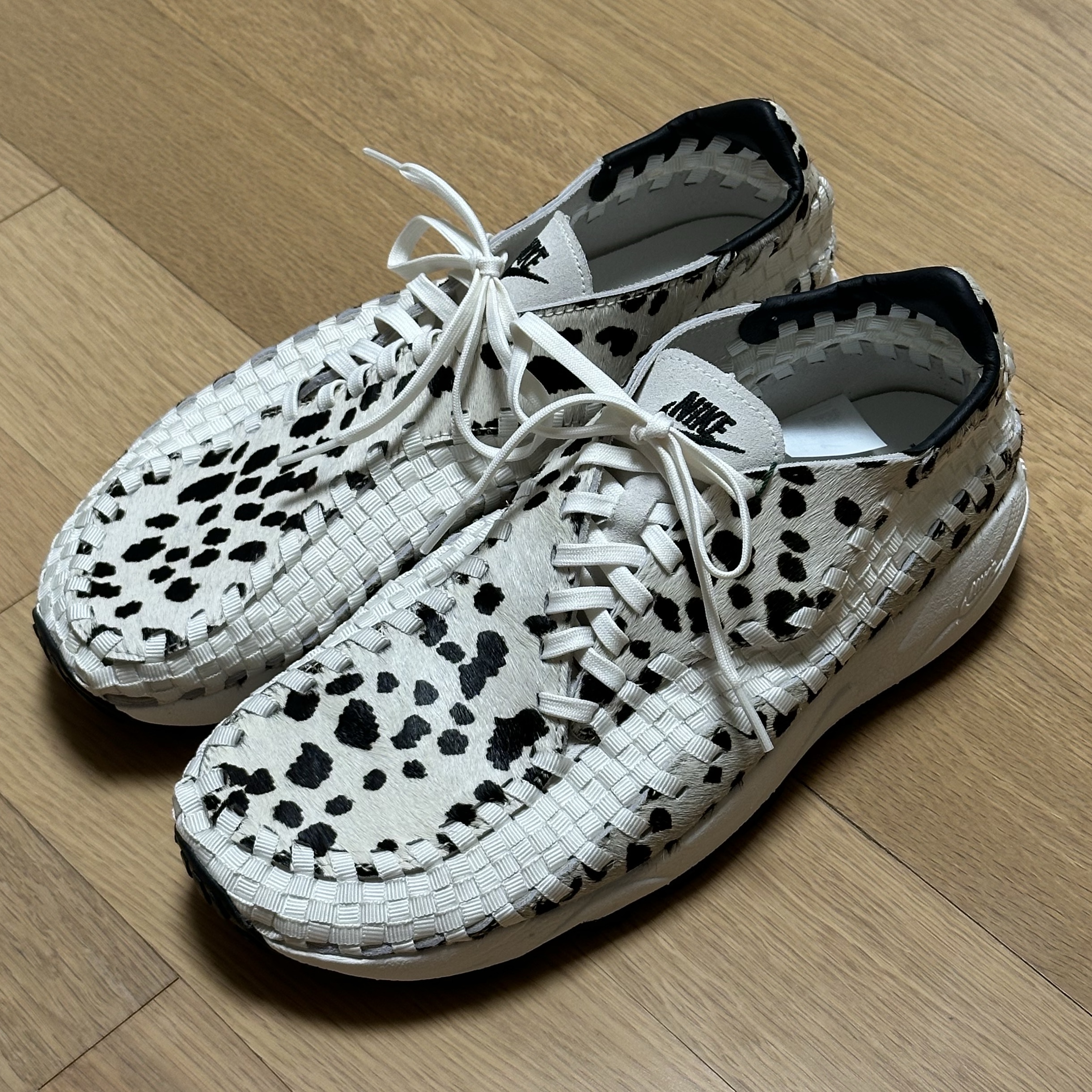 (W) Nike Air Footscape Woven Sail and Black 착용 스타일 - 2