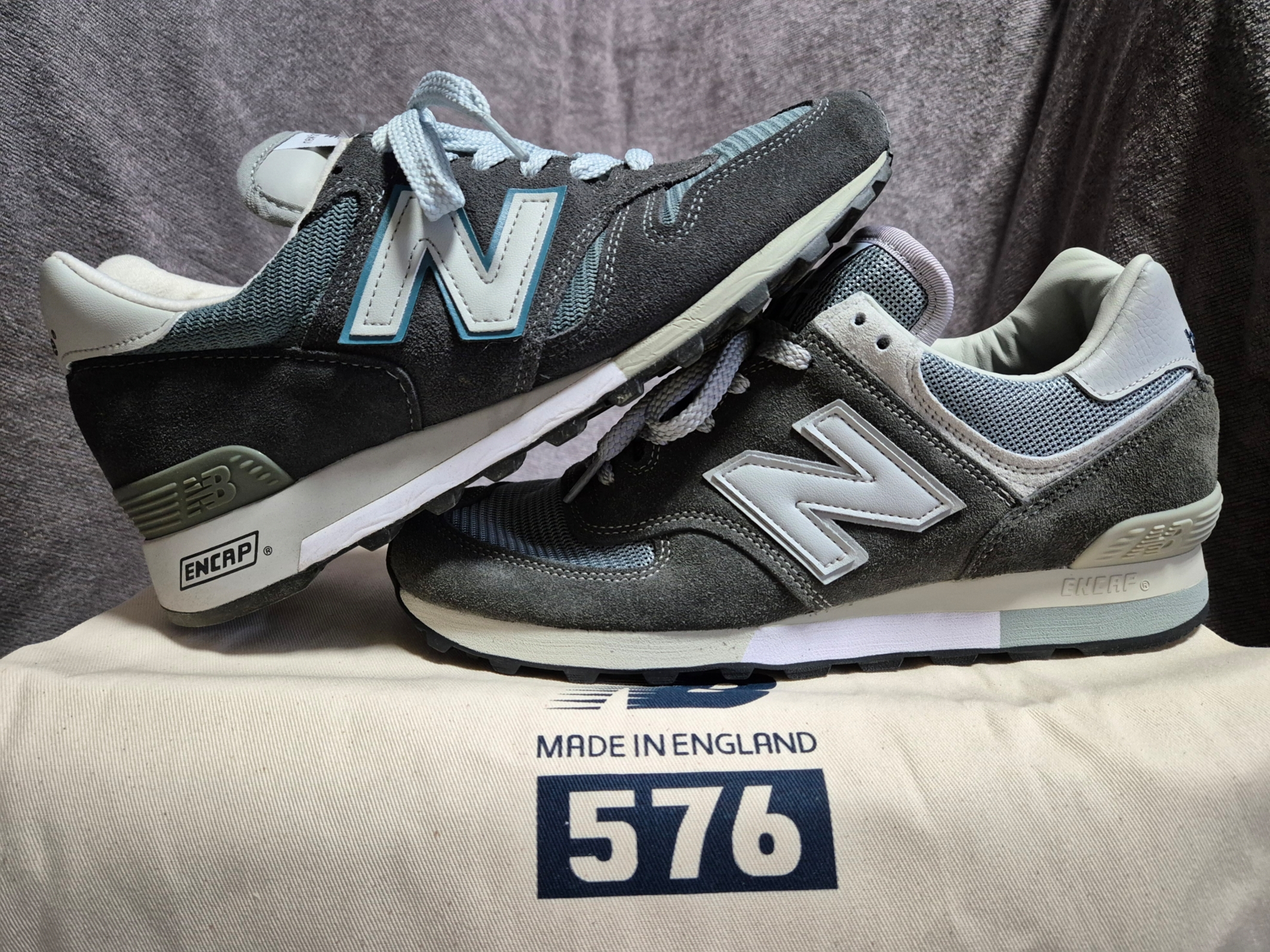 New Balance 576 Made in UK Grey, New Balance 1300 Made in USA Steel Blue - D Standard 착용 스타일 - 4