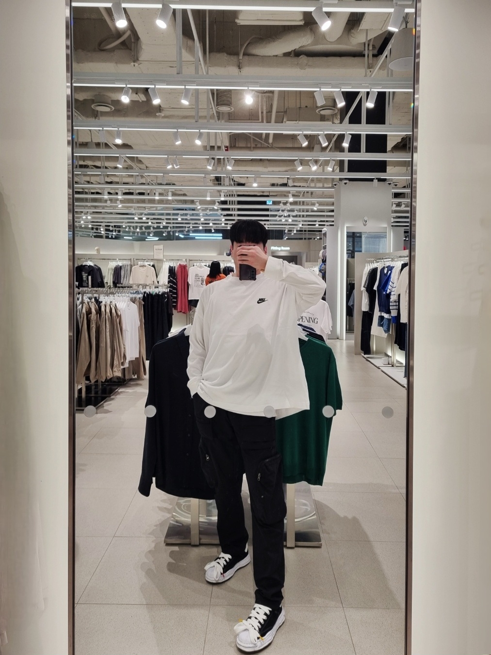 Maison Mihara Yasuhiro Blakey OG Sole Canvas Low-top Sneakers Black, Nike x Peaceminusone LS T-Shirt White (DR0098-100) 착용 스타일