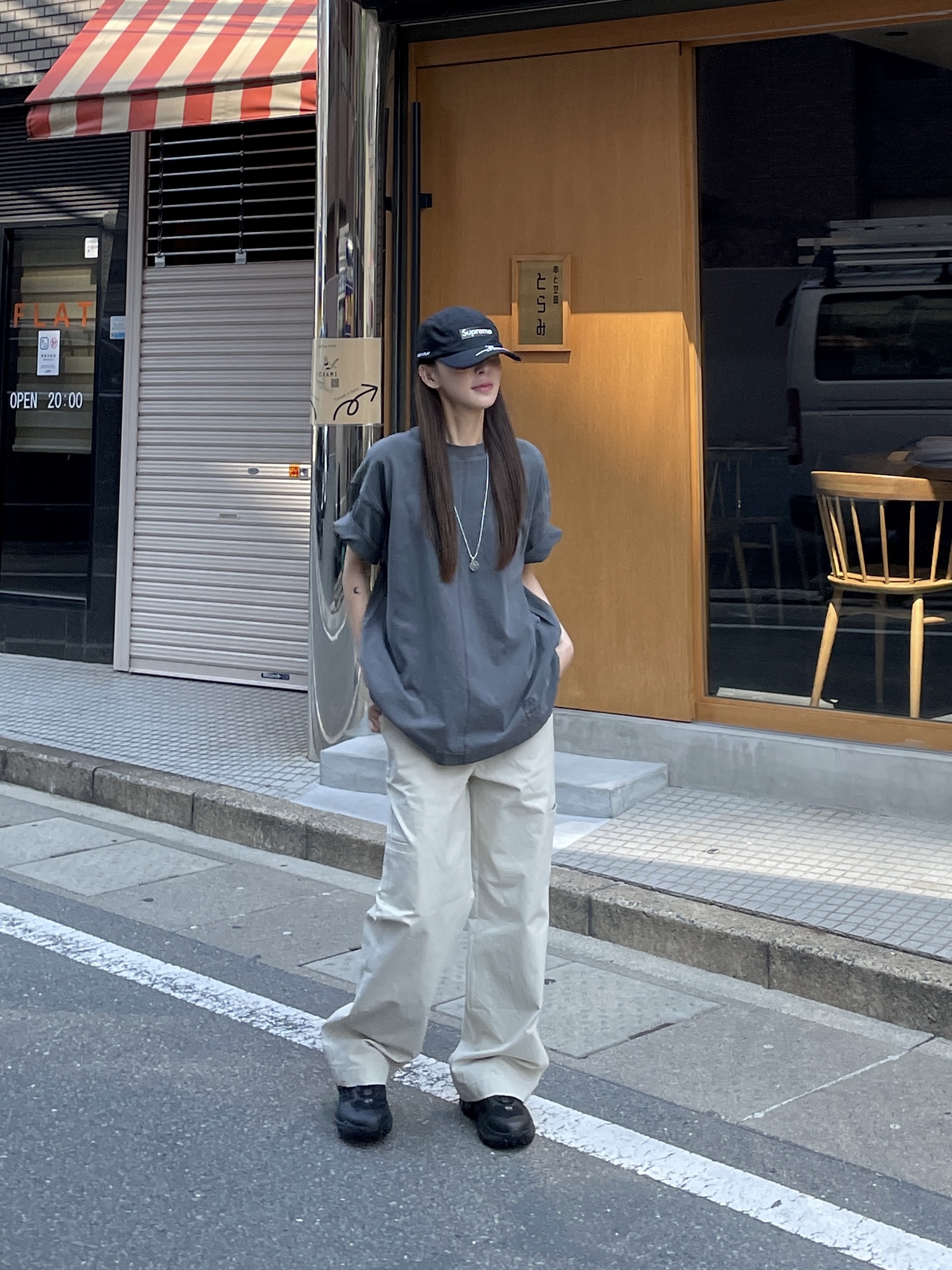 Supreme Mesh Side Panel Camp Cap Black - 24SS, Oakley Light Shield Triple Black 착용 스타일 - 1