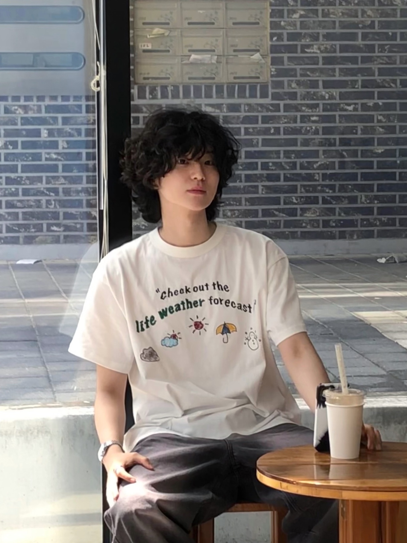 Problemallways Life Weather Forecast T-Shirt White, Problemallways Life Weather Forecast T-Shirt Black 착용 스타일