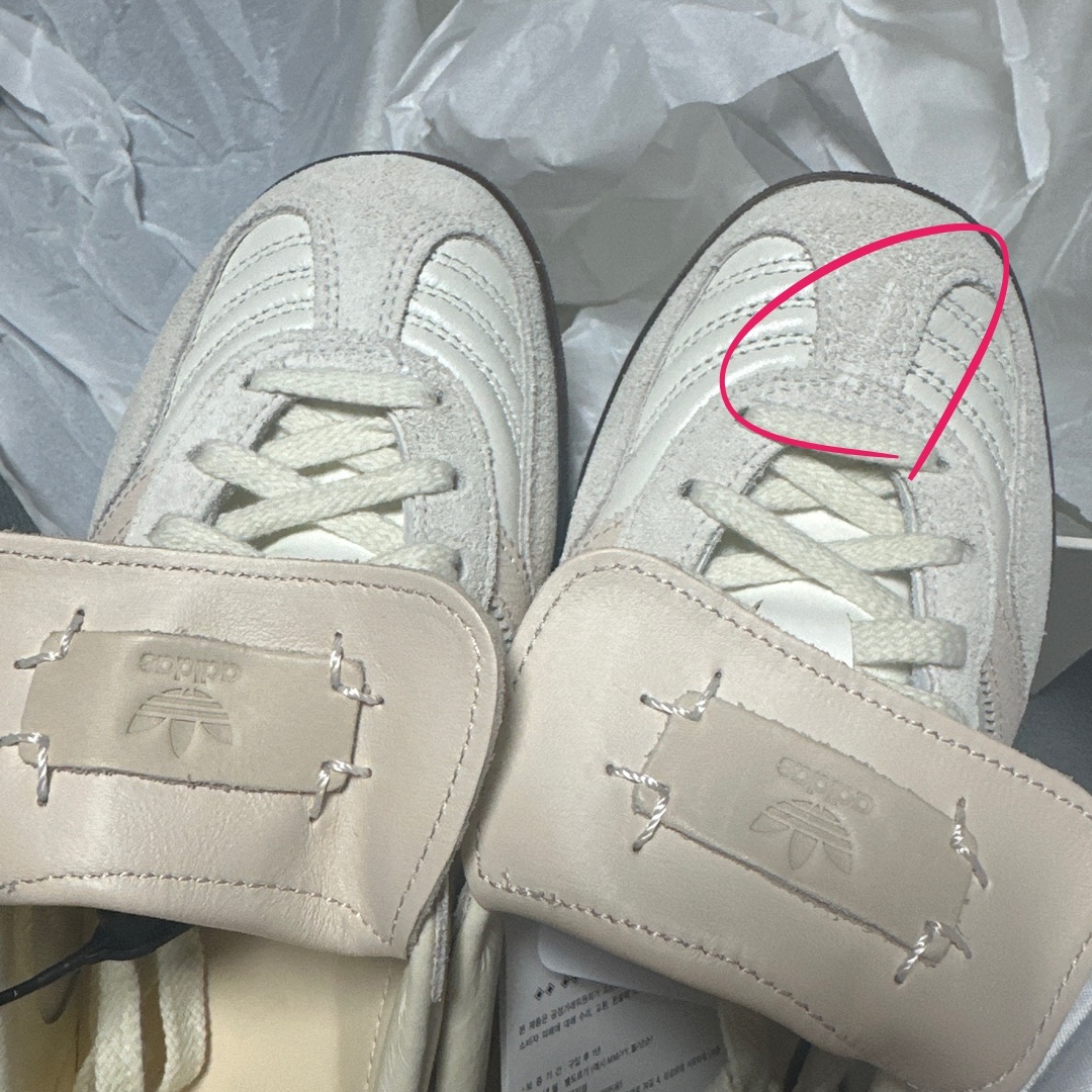 Adidas x Foot Industry Gazelle Indoor Off White Sand Strata 착용 스타일 - 1