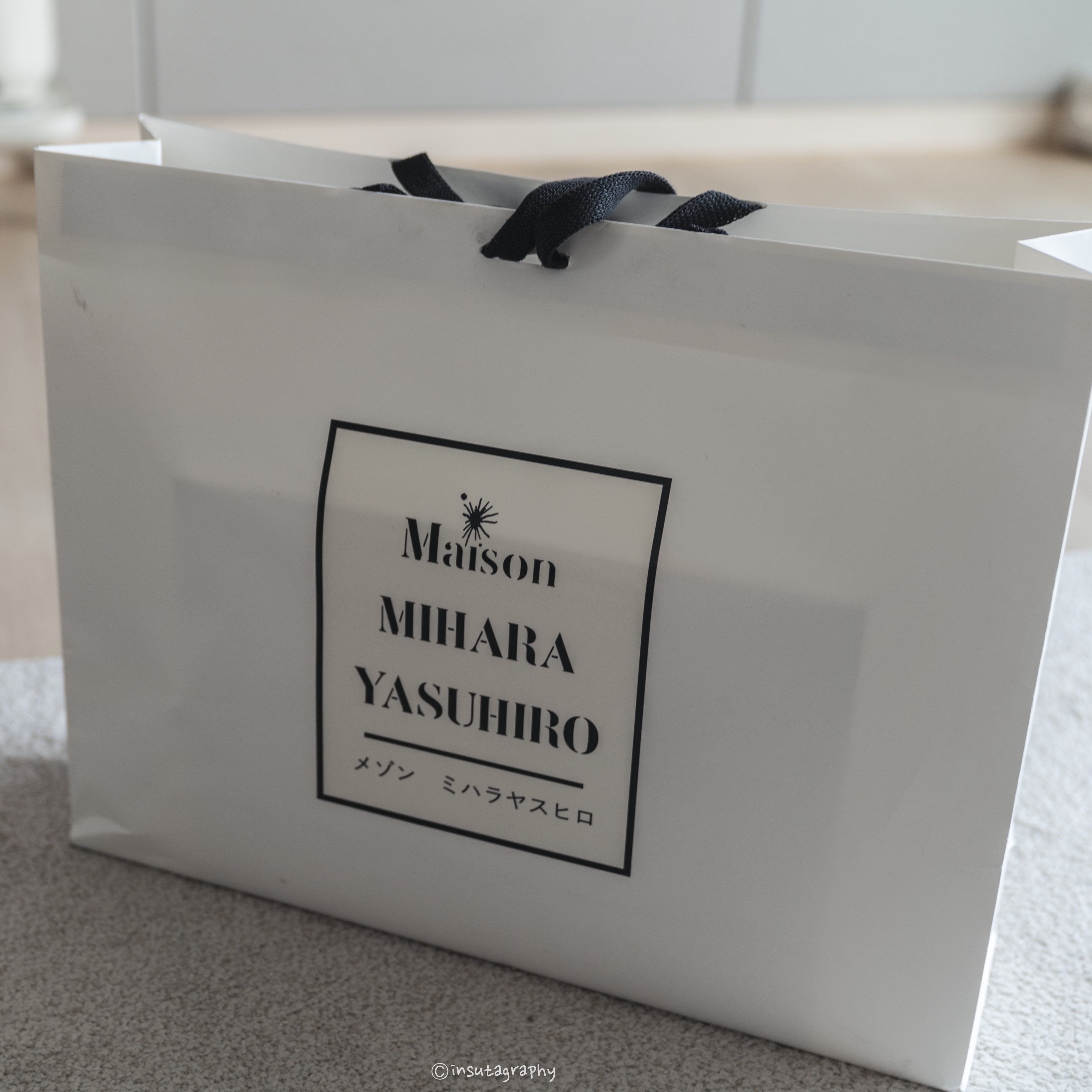 Maison Mihara Yasuhiro Wayne OG Sole Leather Low-top Sneakers Black White 착용 스타일 - 10