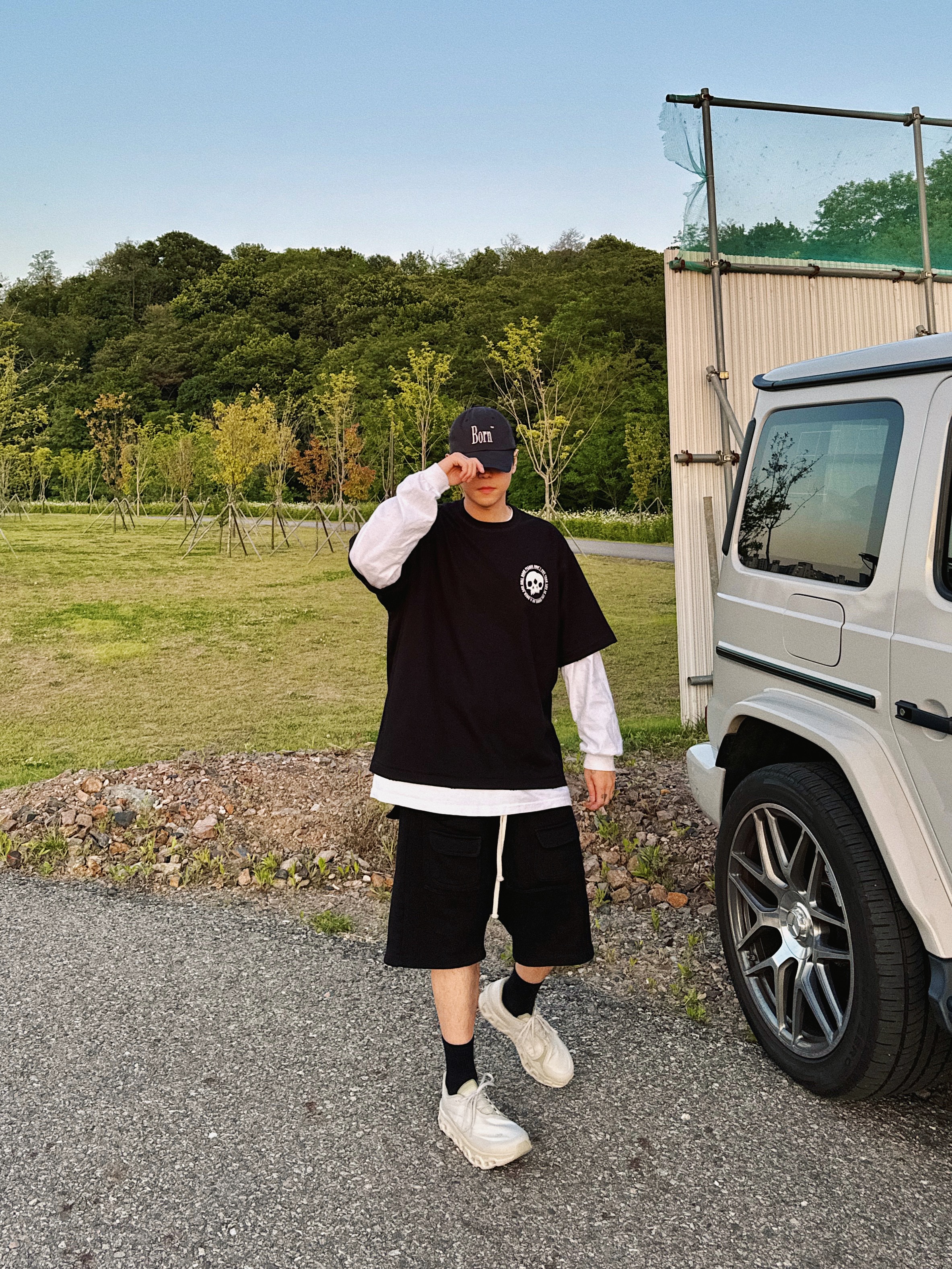 [더블적립] ETCE Twin T-Shirt Black, On Running x Post Archive Faction (Paf) Cloudmonster 2 Moondust Chalk 착용 스타일 - 5