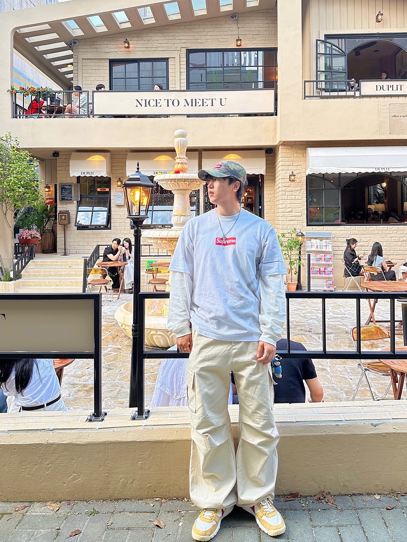 Supreme x MM6 Maison Margiela Box Logo T-Shirt White - 24SS, Supreme Ventile Camp Cap Woodland Camo - 22FW 착용 스타일 - 4