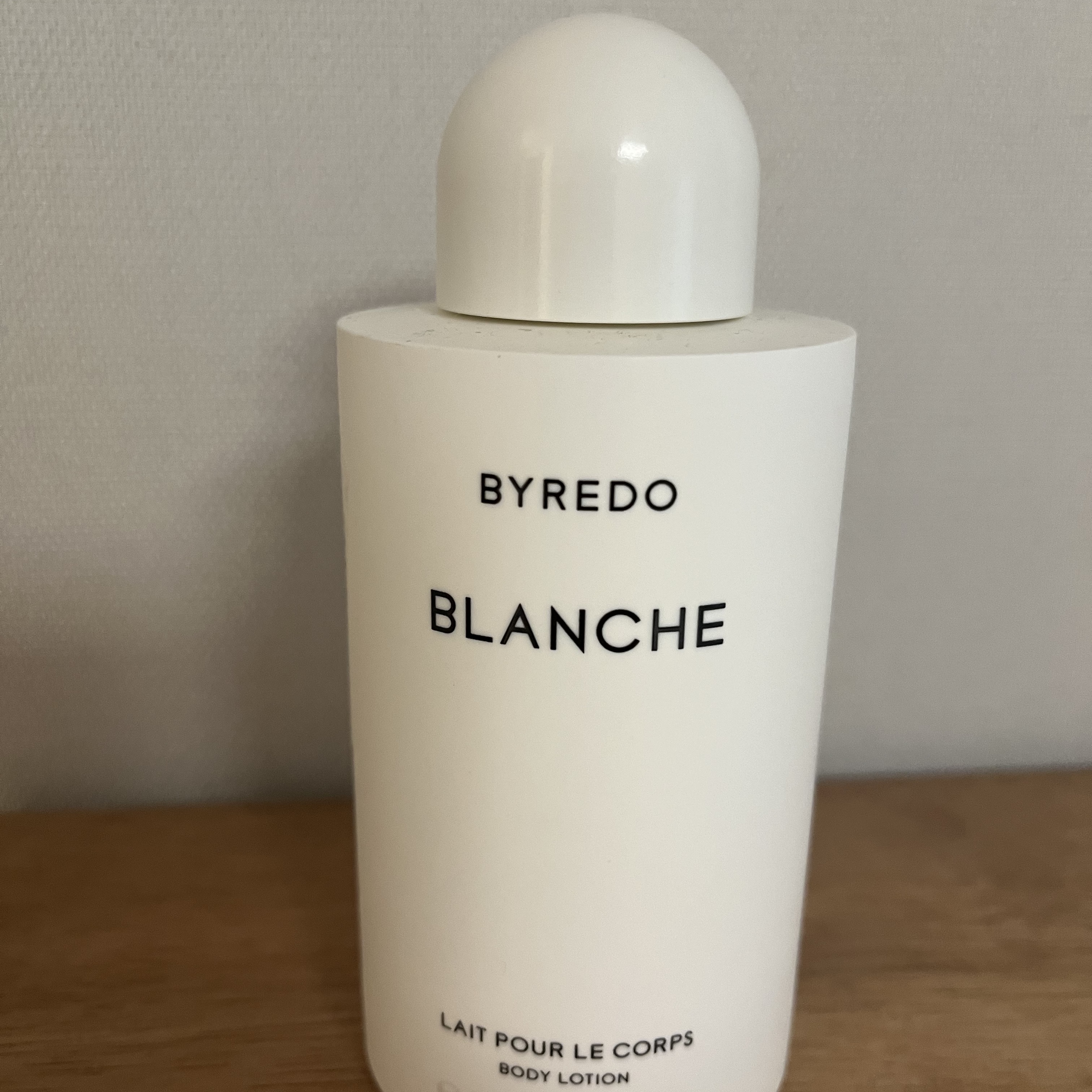 Byredo Blanche Body Lotion 225ml 착용 스타일