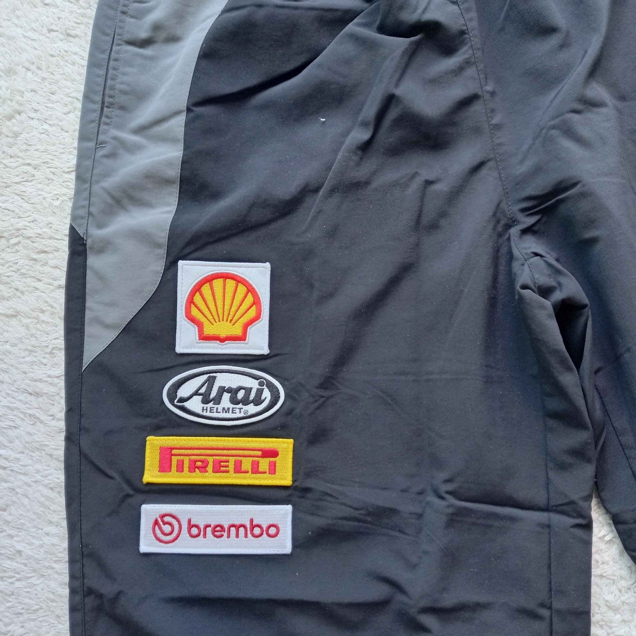 Supreme x Ducati Track Pants Black - 24SS 착용 스타일 - 4