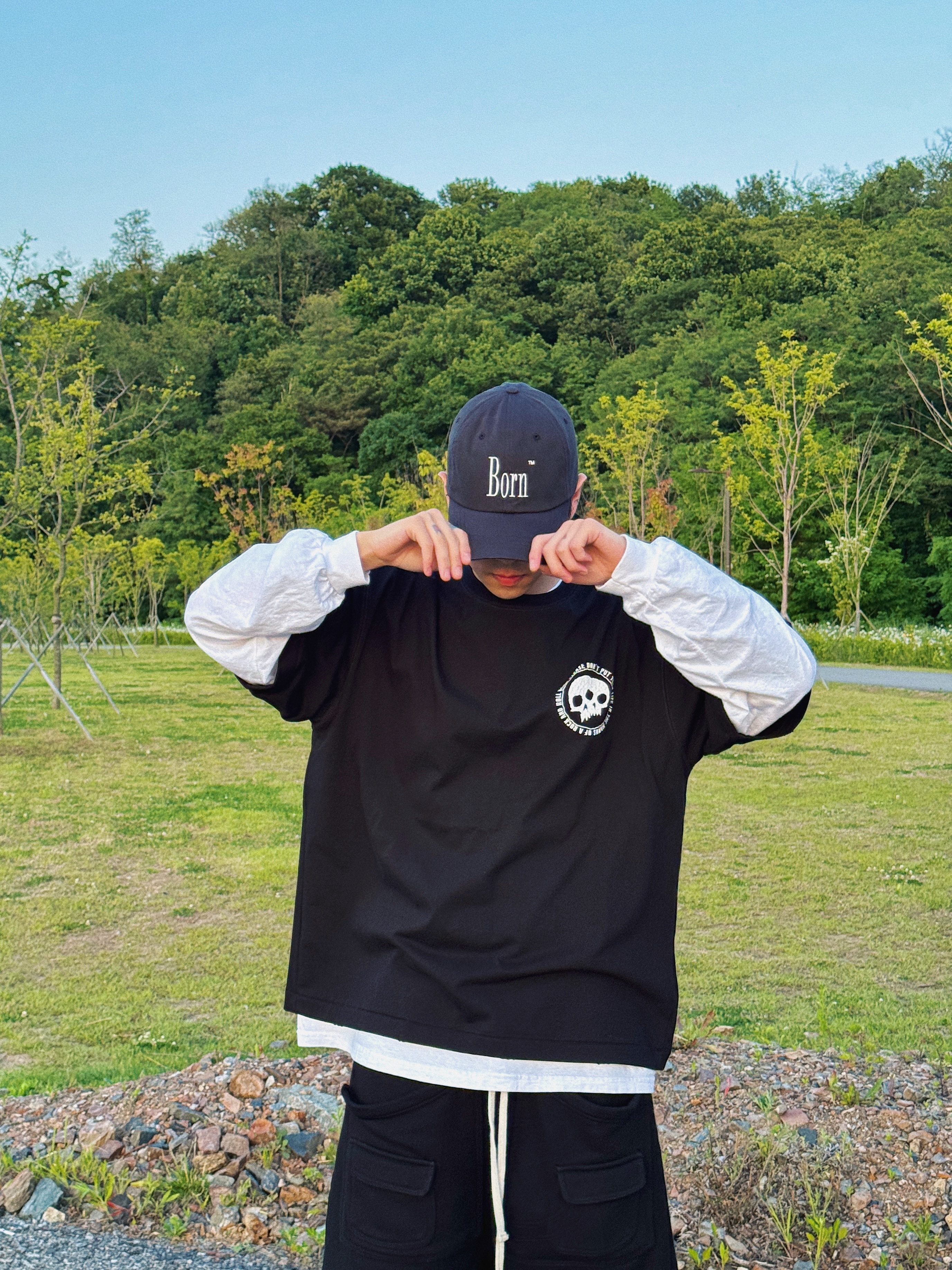 [더블적립] ETCE Twin T-Shirt Black, On Running x Post Archive Faction (Paf) Cloudmonster 2 Moondust Chalk 착용 스타일 - 8