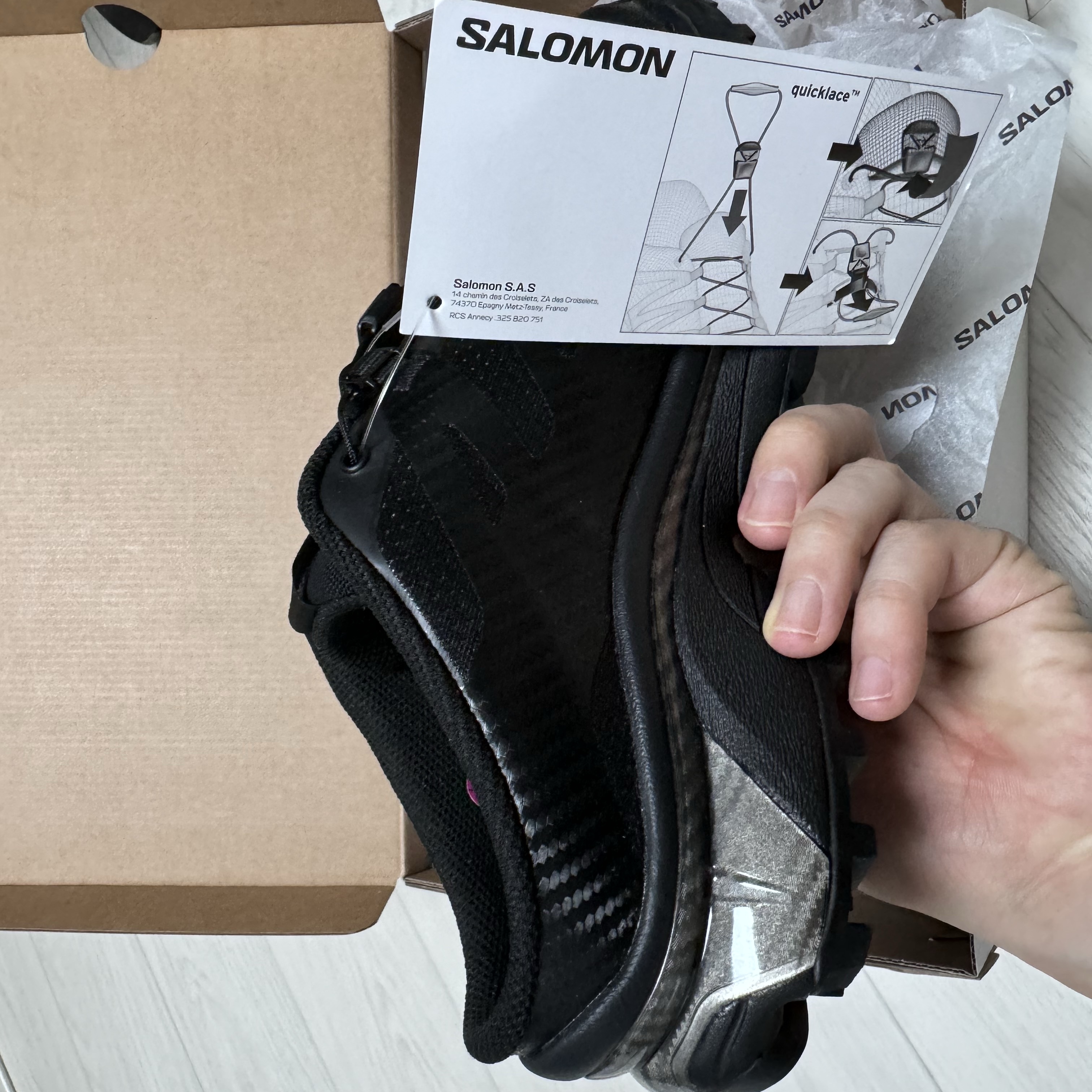 Salomon x MM6 Maison Margiela XT-4 Mule Black 착용 스타일 - 2