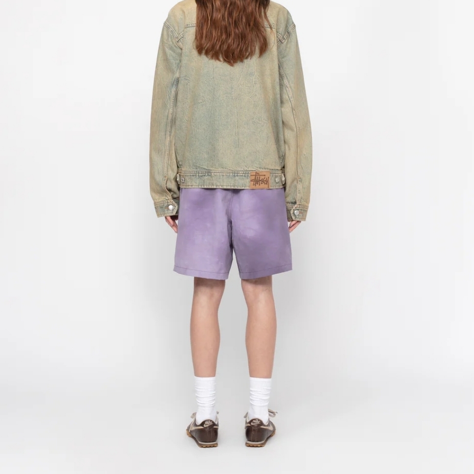Stussy Wave Dye Nylon Shorts Grape 착용 스타일 - 1
