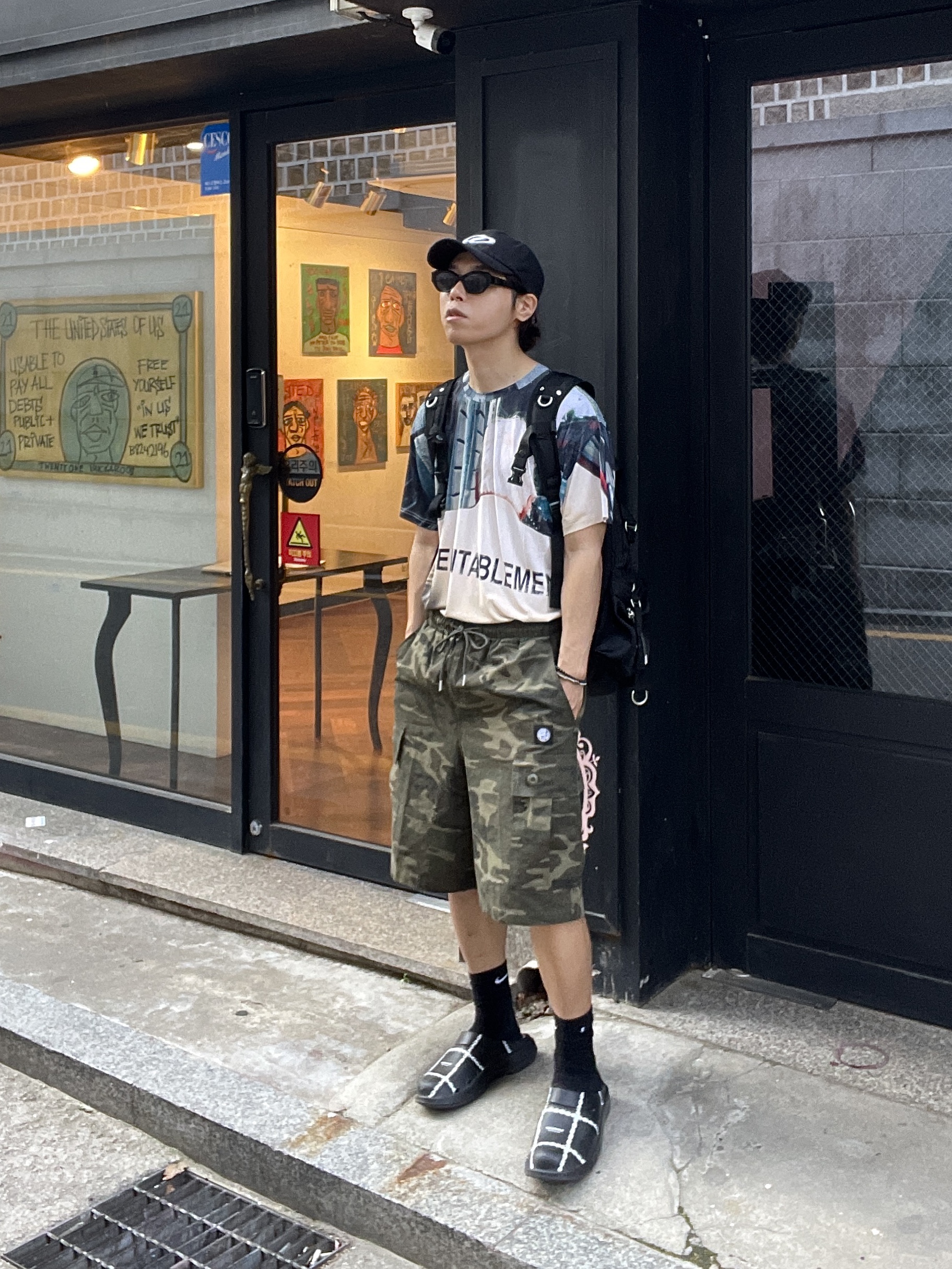 우포스 x 언더커버 클로그 블랙, 젠틀 몬스터 x 메종 마르지엘라 MM007 블랙 블랙 착용 스타일 - 6