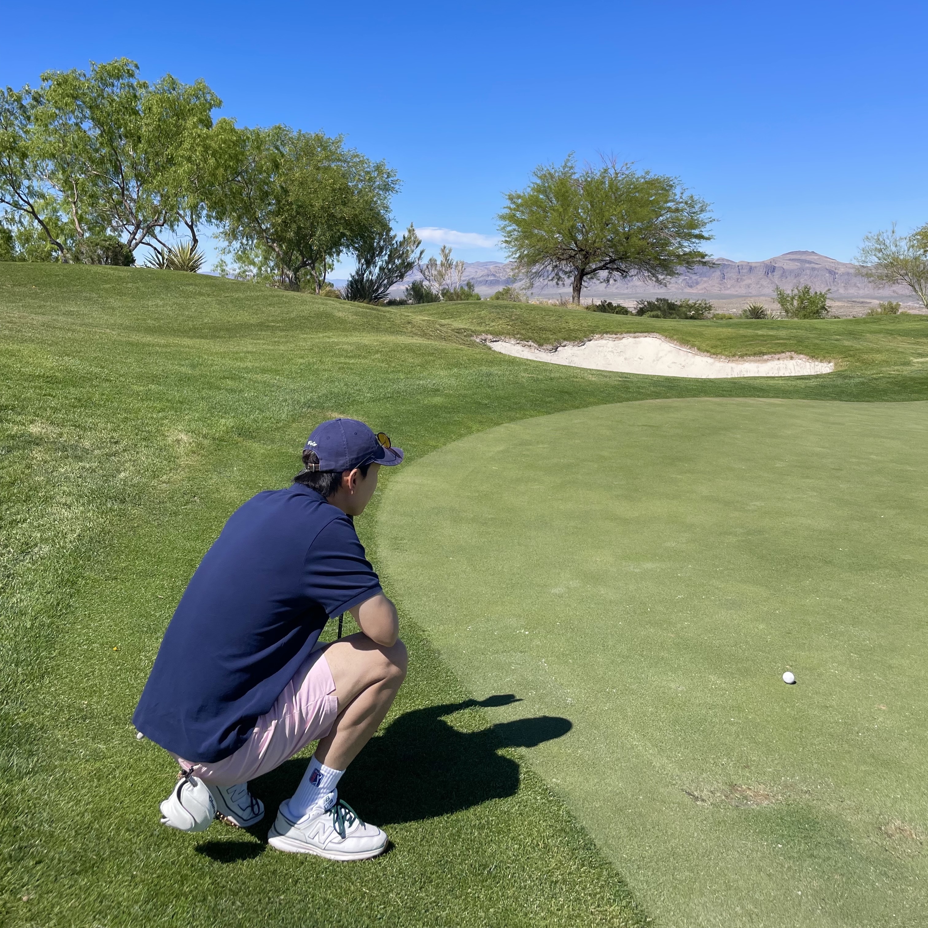 Maison Mihara Yasuhiro Baker OG Sole Canvas Low Cut Sneakers Black White, New Balance x Malbon 997 Golf White Green 착용 스타일 - 2