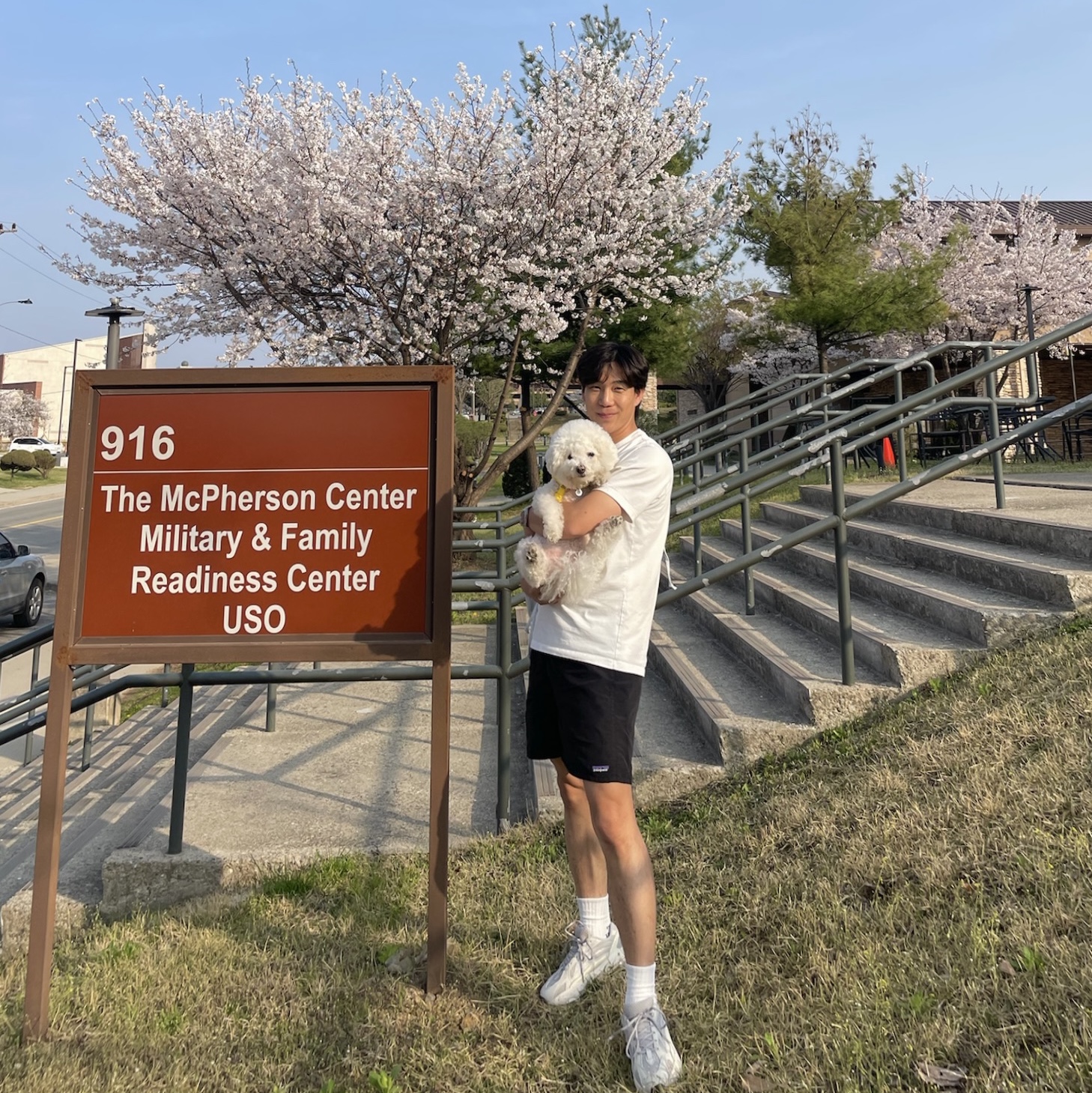 Maison Mihara Yasuhiro Baker OG Sole Canvas Low Cut Sneakers Black White, New Balance x Malbon 997 Golf White Green 착용 스타일 - 6