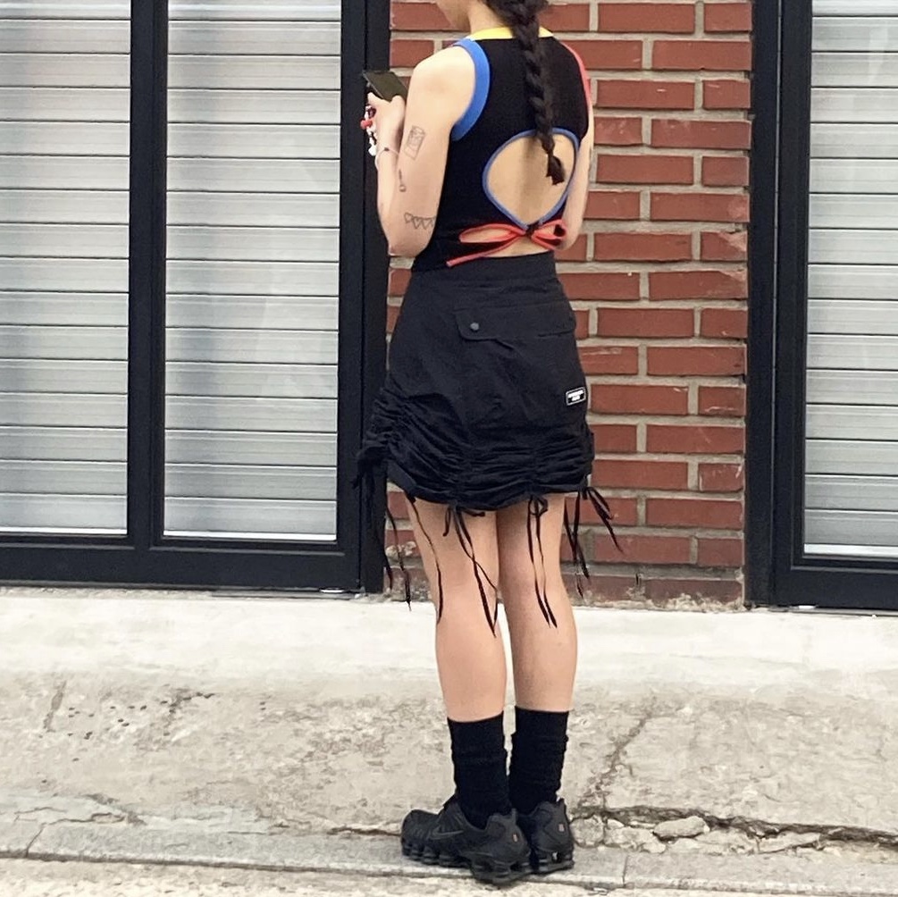 Unknown Blue Shirring Skirt Black, Unknown Blue Shirring Skirt Gray 착용 스타일