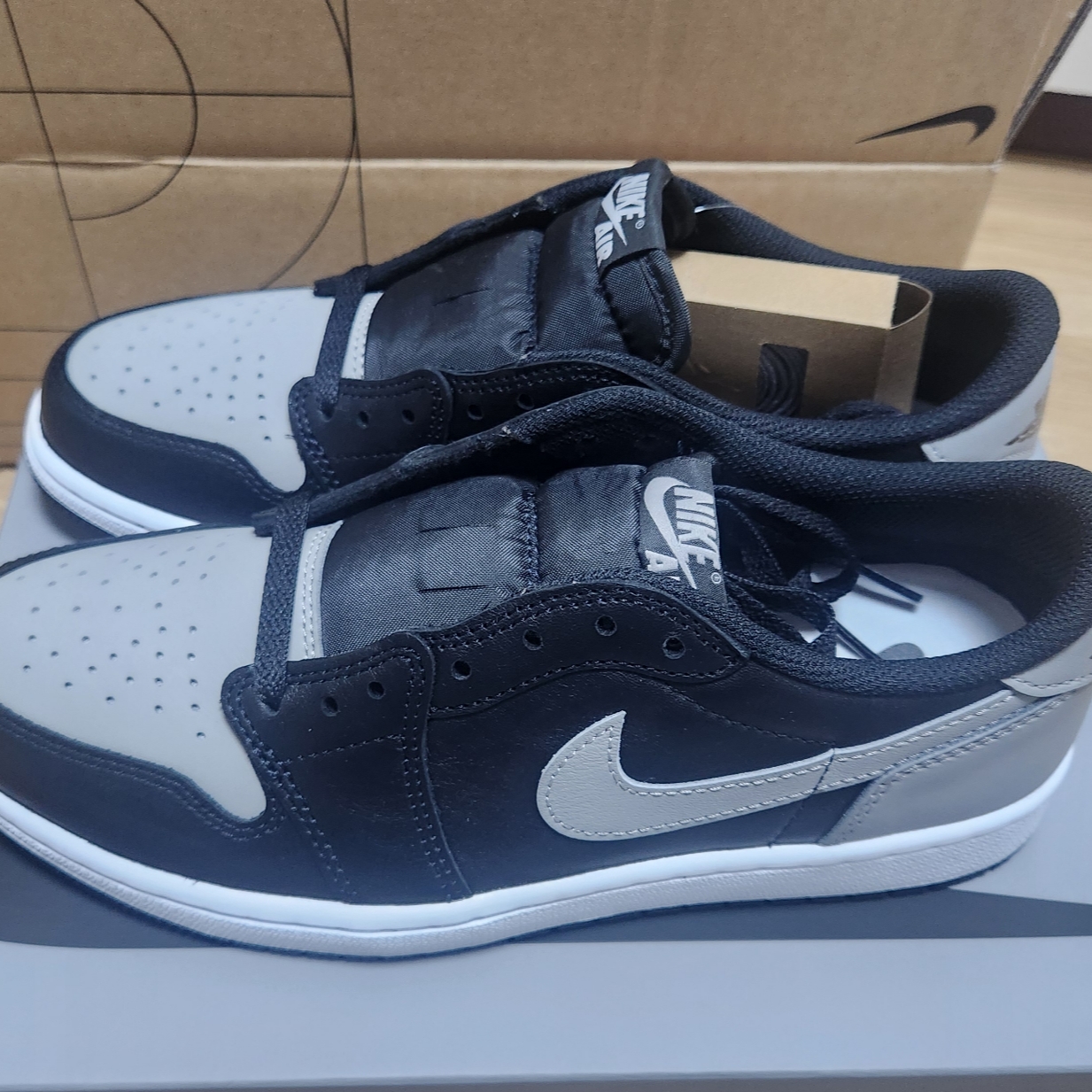 Jordan 1 Retro Low OG Shadow 착용 스타일 - 2