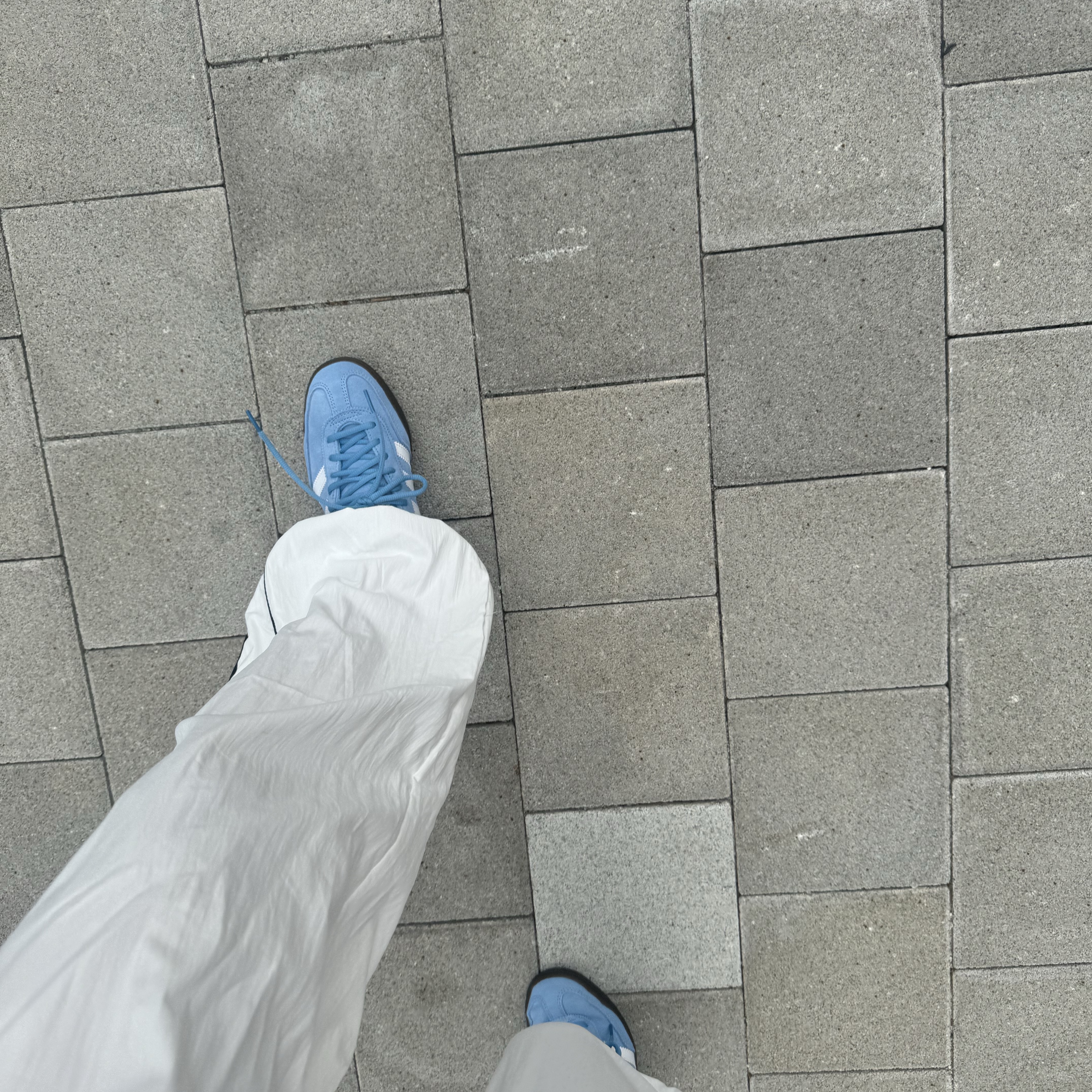 Adidas Spezial Handball Light Blue 착용 스타일 - 3