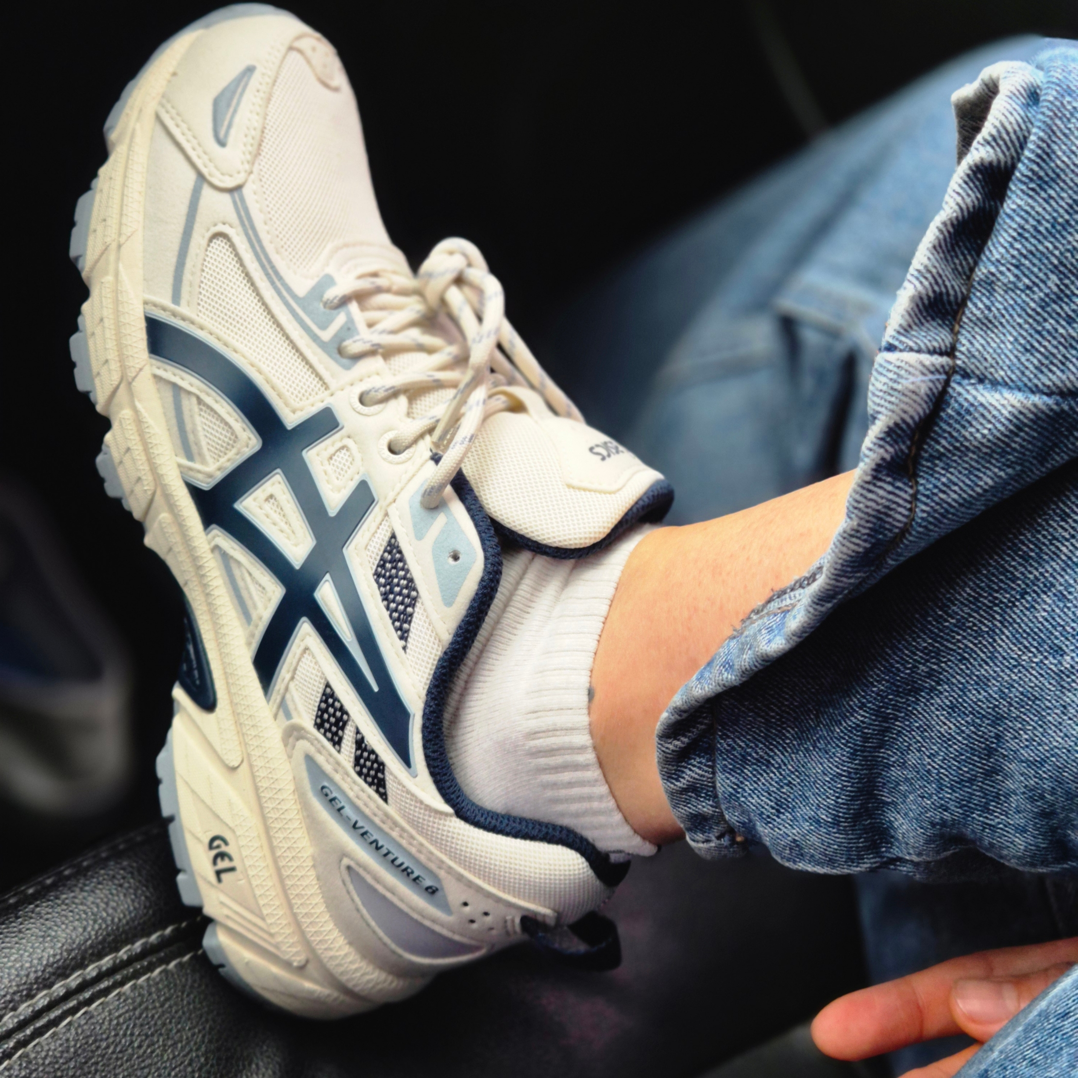 Asics Gel-Venture 6 SPS Birch French Blue 착용 스타일