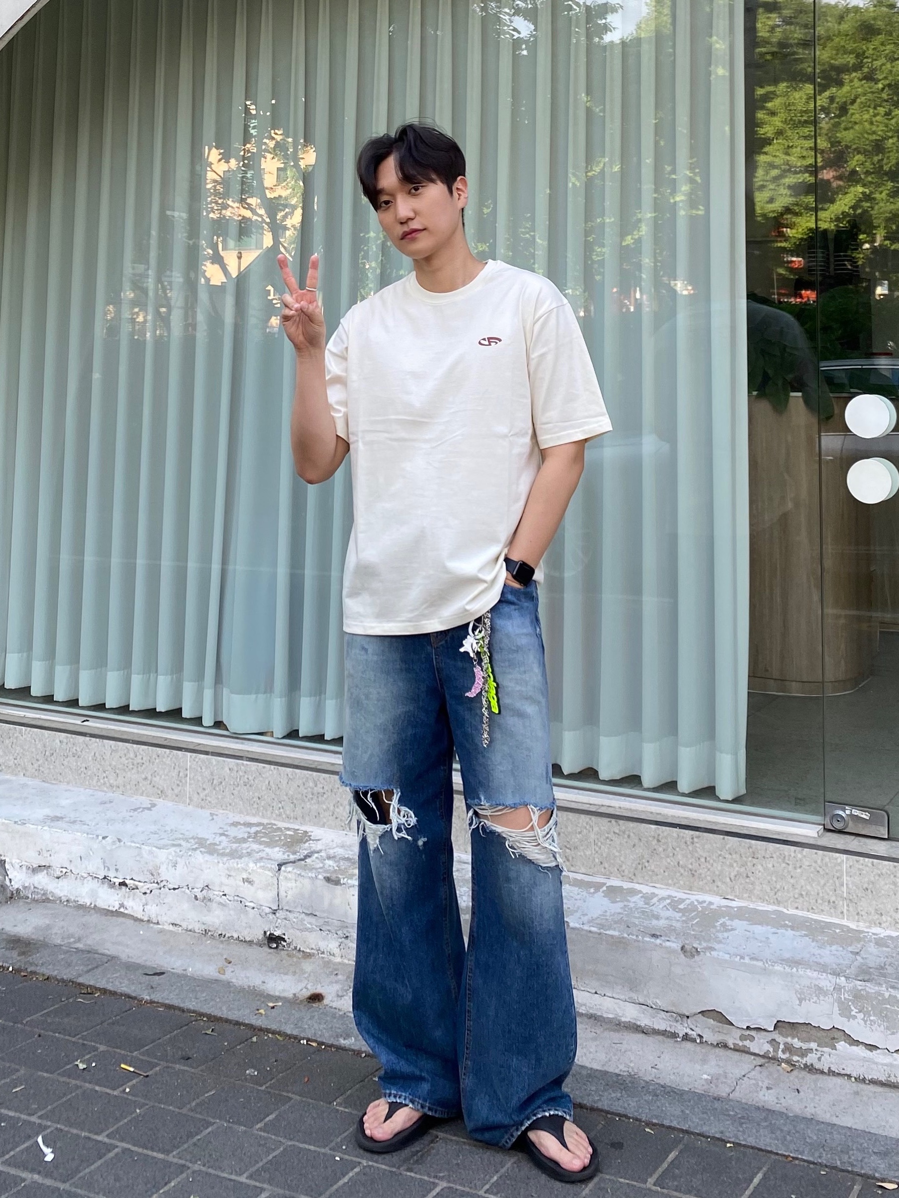 이모티콘 맛집 ʚ◡̈⃝ɞ님의 스타일 - 1
