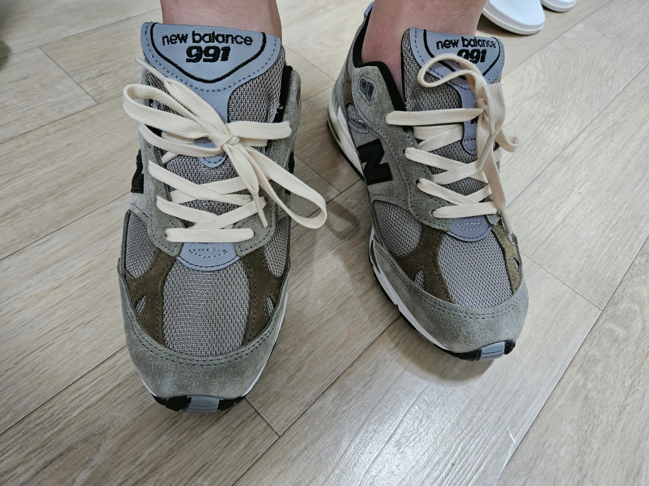 (W) New Balance x JJJJound 991 Made in UK Grey 착용 스타일