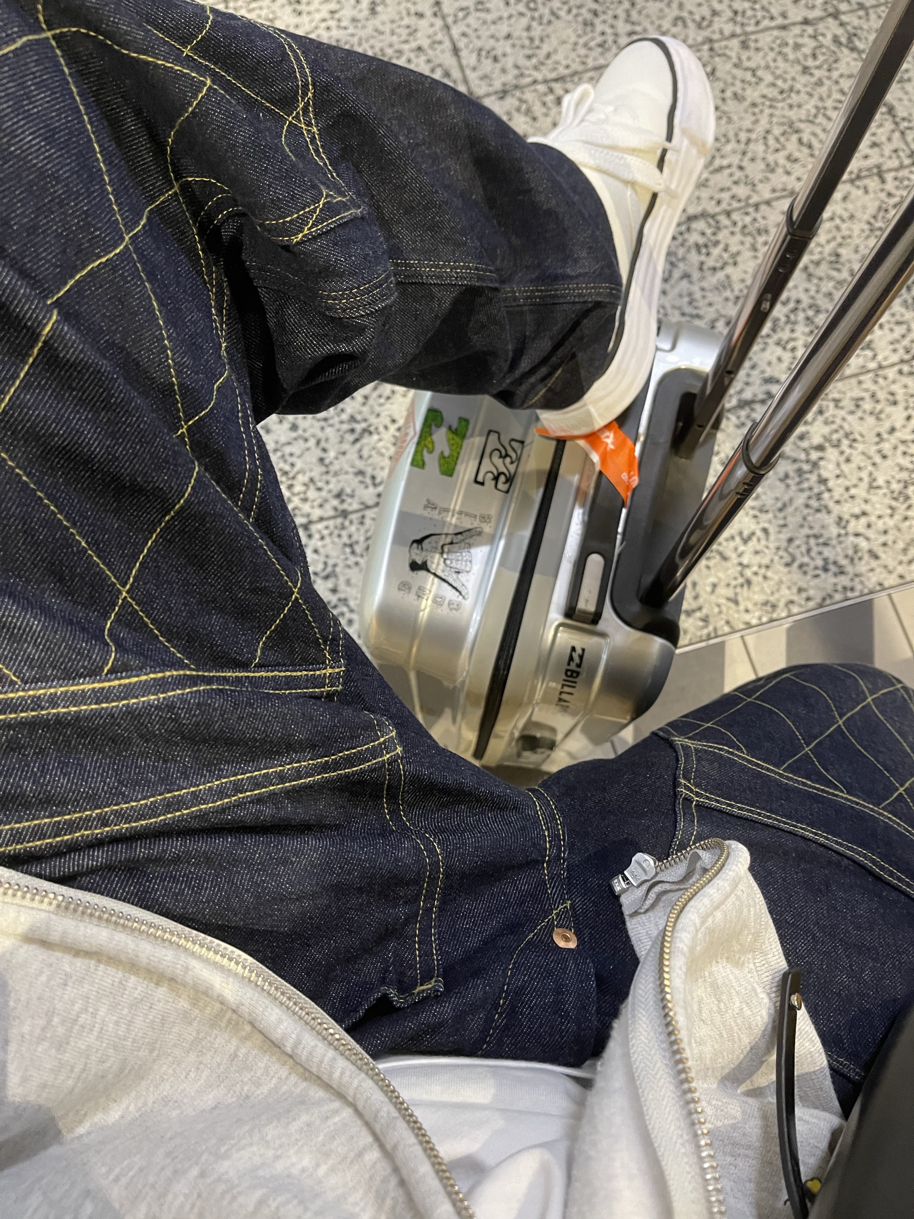 Kapital 11.5 oz. Denim Lumber Pants Indigo, Supreme x MM6 Maison Margiela Zip Up Hooded Sweatshirt Ash Grey - 24SS 착용 스타일