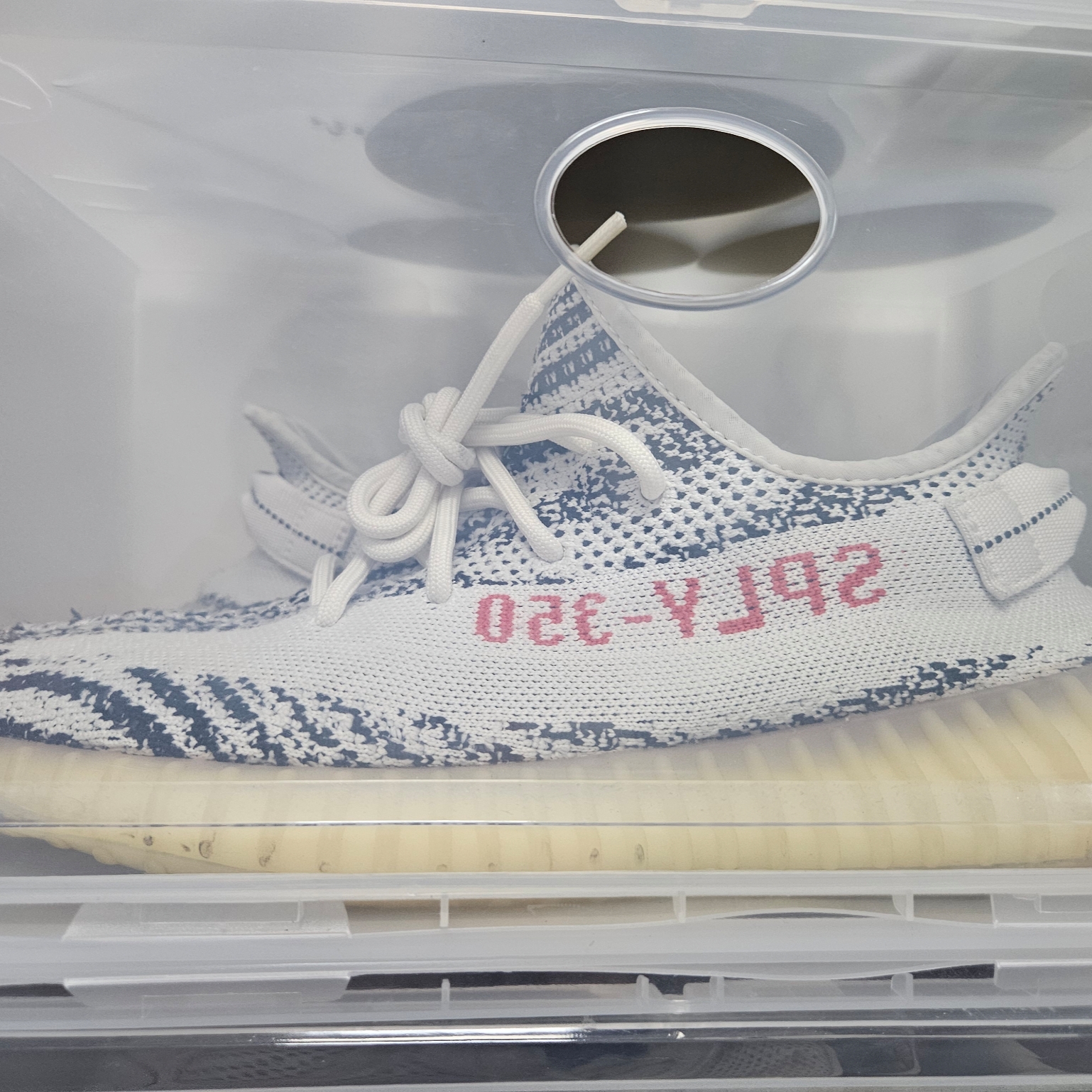 Adidas Yeezy Boost 350 V2 Zebra 2017/2019/2020 착용 스타일