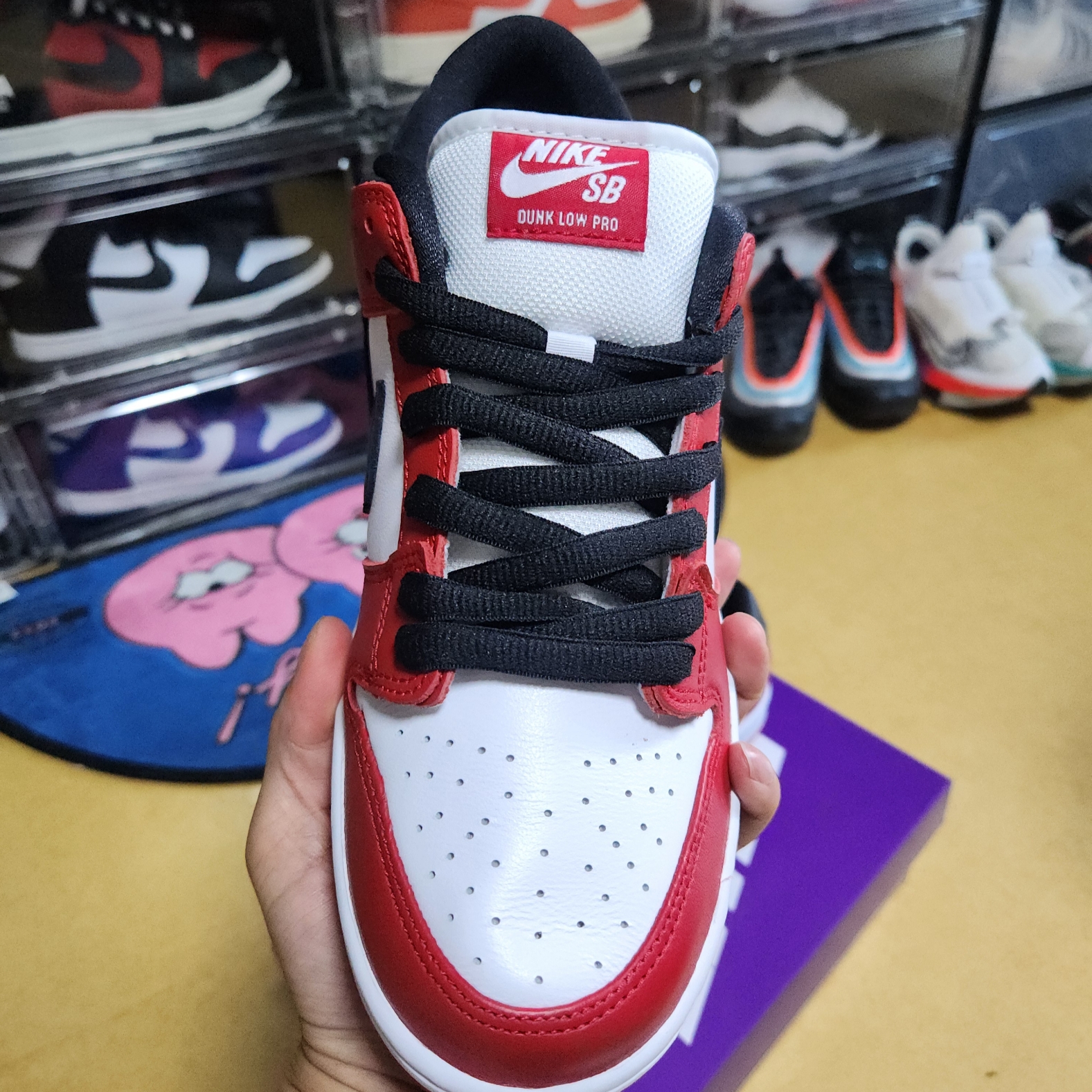 Nike SB Dunk Low Pro Chicago 착용 스타일 - 4