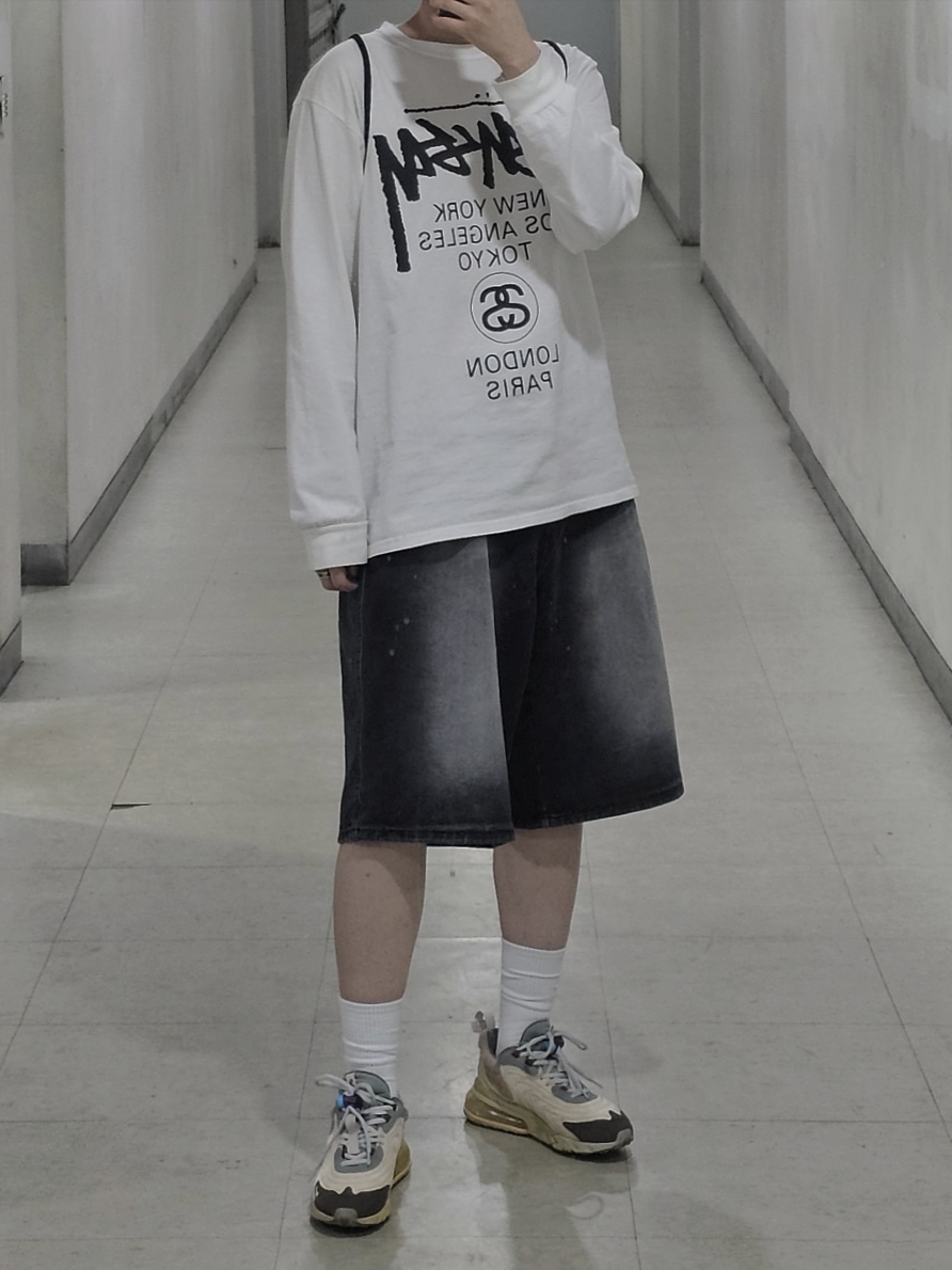Stussy World Tour LS T-Shirt White 2023, Nike x Travis Scott Air Max 270 React Cactus Trails 착용 스타일