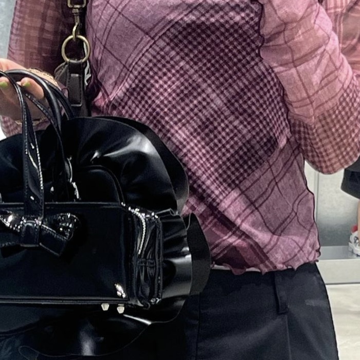 Gyeong Check Mesh Top Pink Check, Gyeong Check Mesh Top Blue Check 착용 스타일