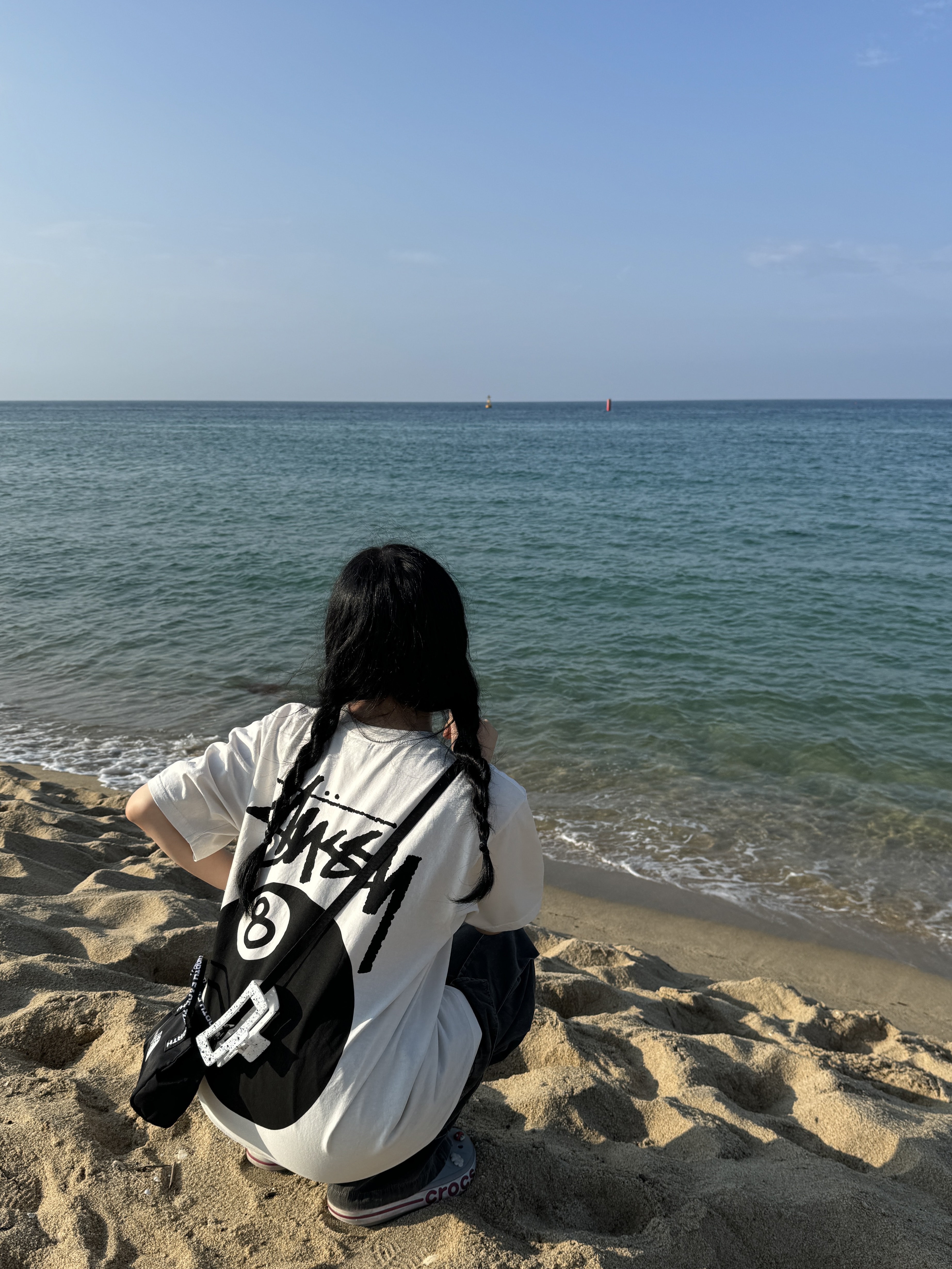 Stussy 8 Ball Pigment Dyed T-Shirt Natural 착용 스타일 - 1