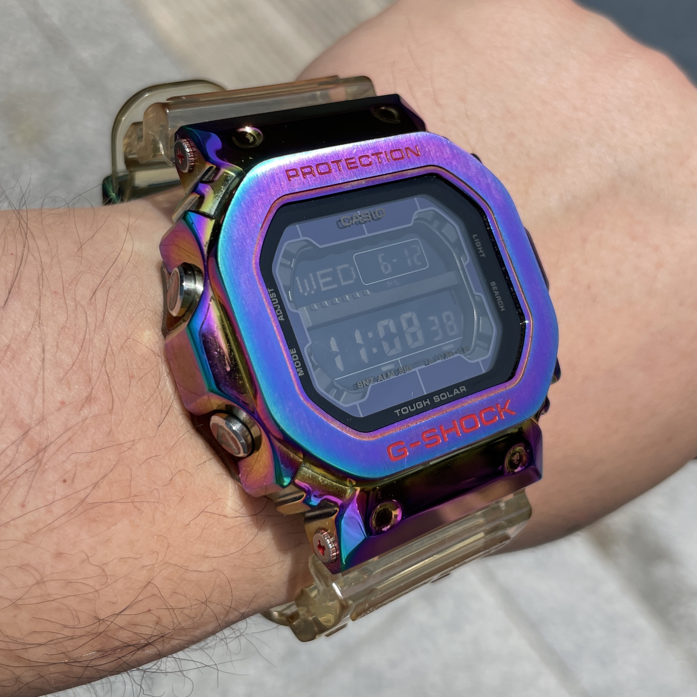 Casio G-Shock DW-B5600AH-6 착용 스타일 - 1