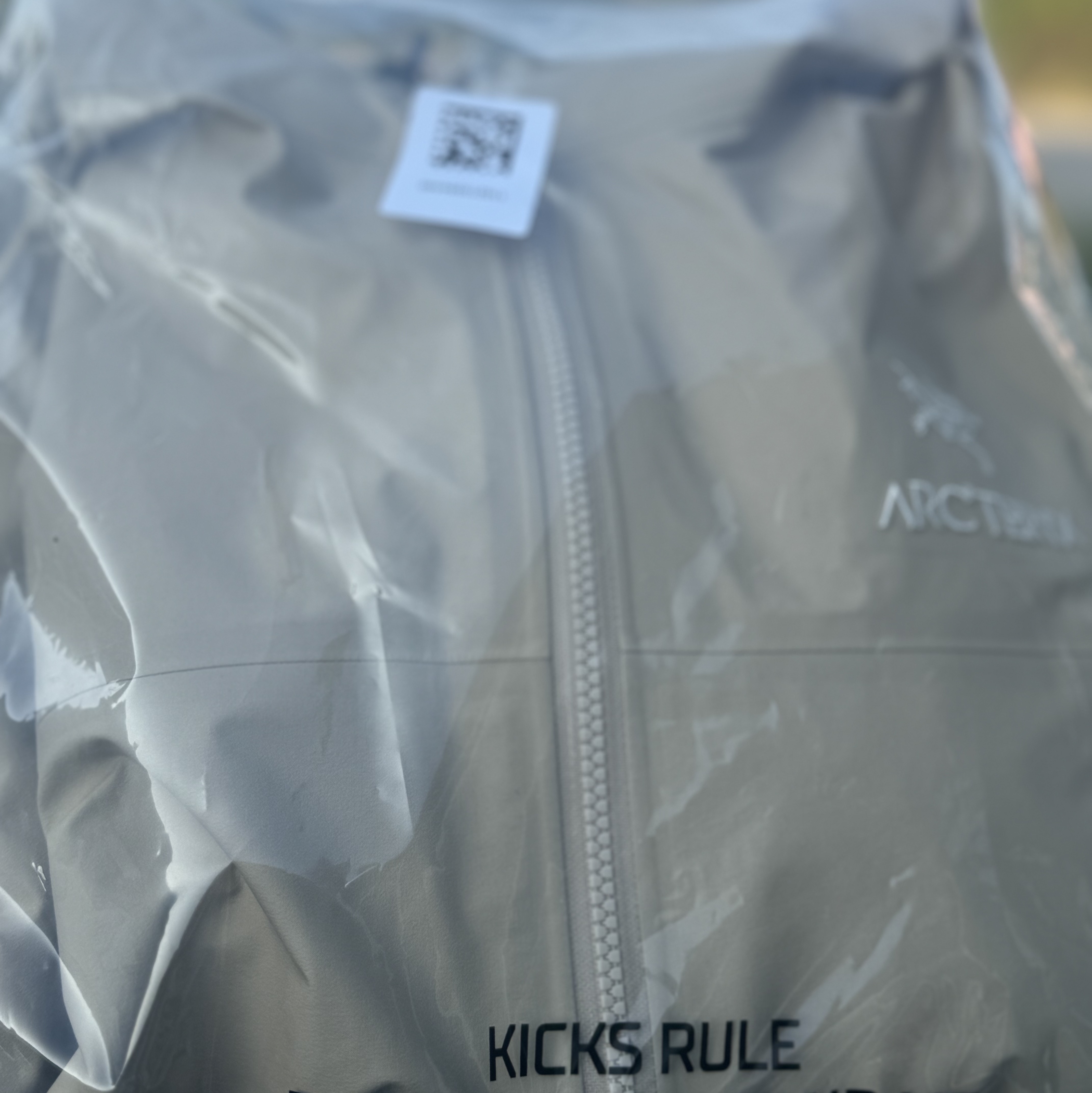 Arc'teryx Beta Jacket Wicker 착용 스타일