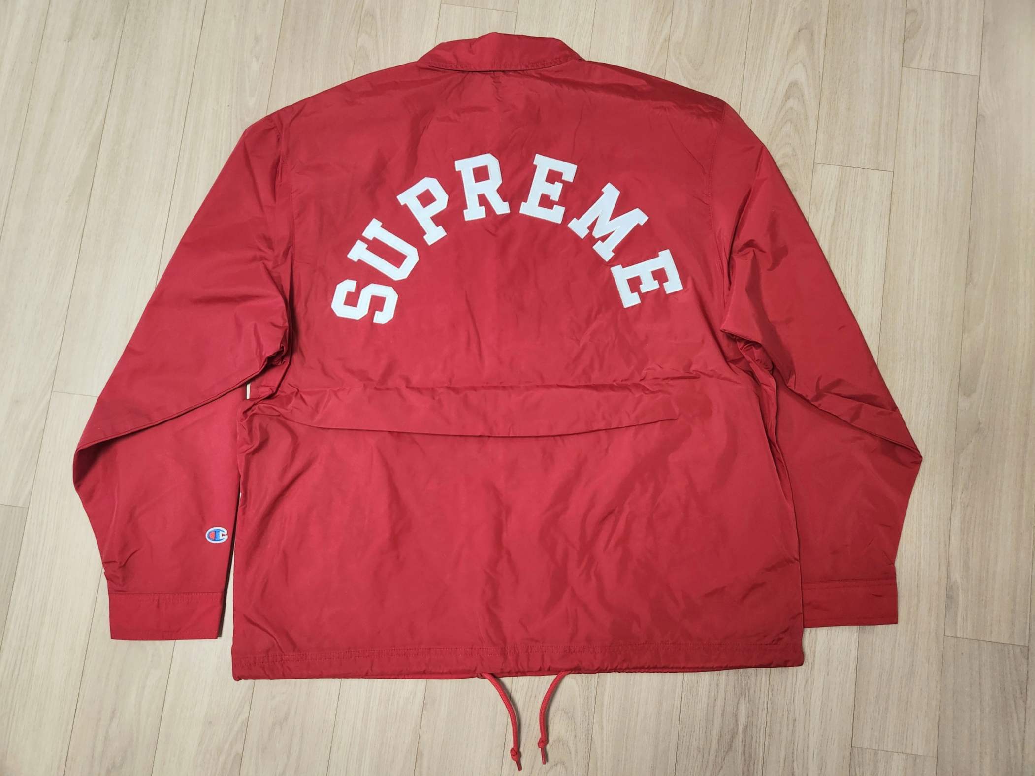 Supreme x Champion Coaches Jacket Red - 24SS 착용 스타일 - 2