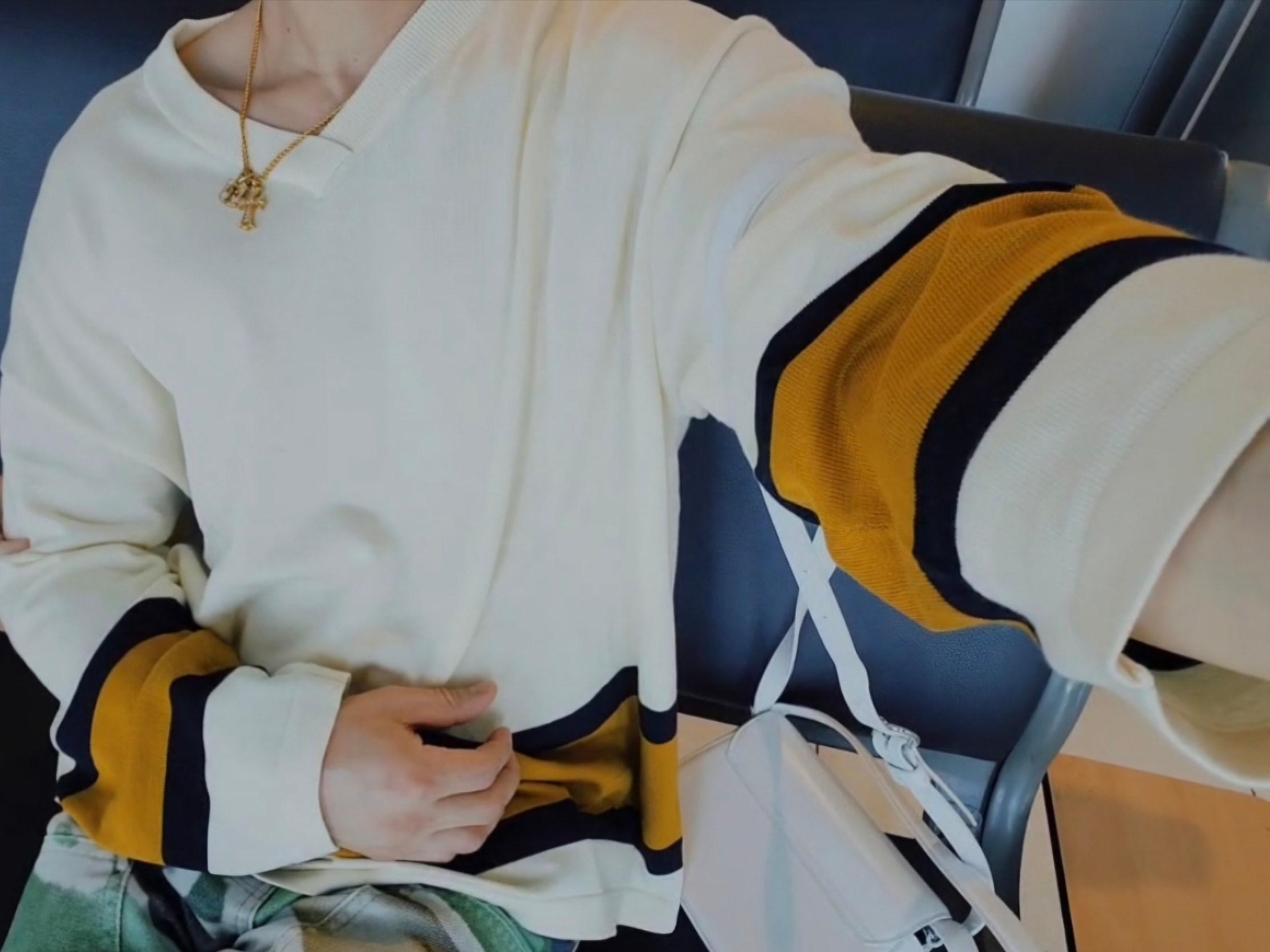 Stussy Hockey Sweater Natural 착용 스타일